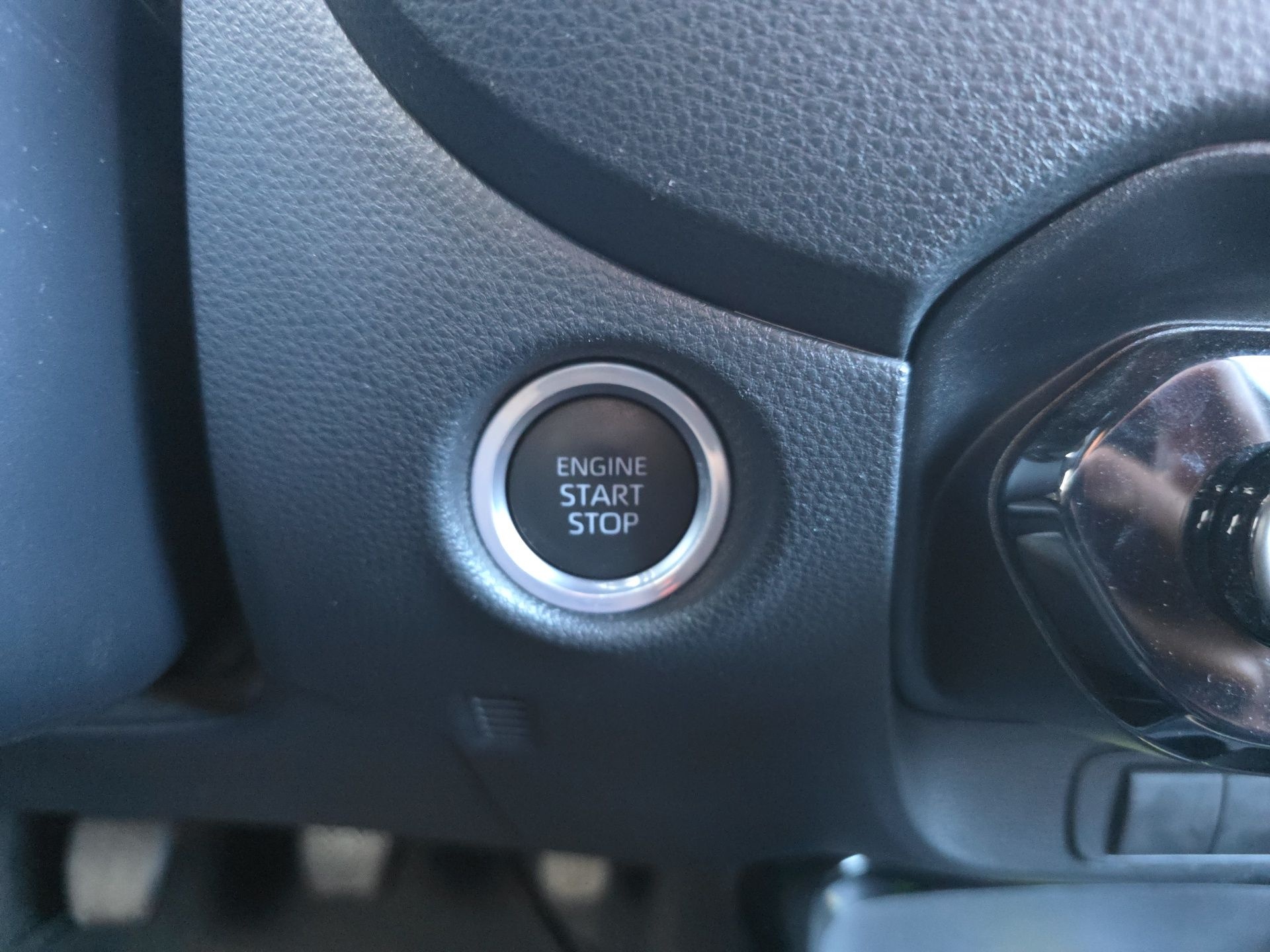 TOYOTA AYGO X Aygo X envy 1.0G MT