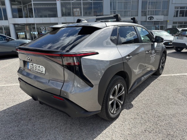 TOYOTA BZ4X bZ4X BEV 71,4kWh Premium