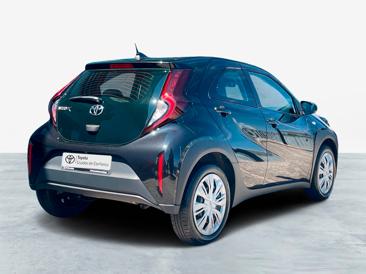 TOYOTA AYGO X Aygo X play 1.0G
