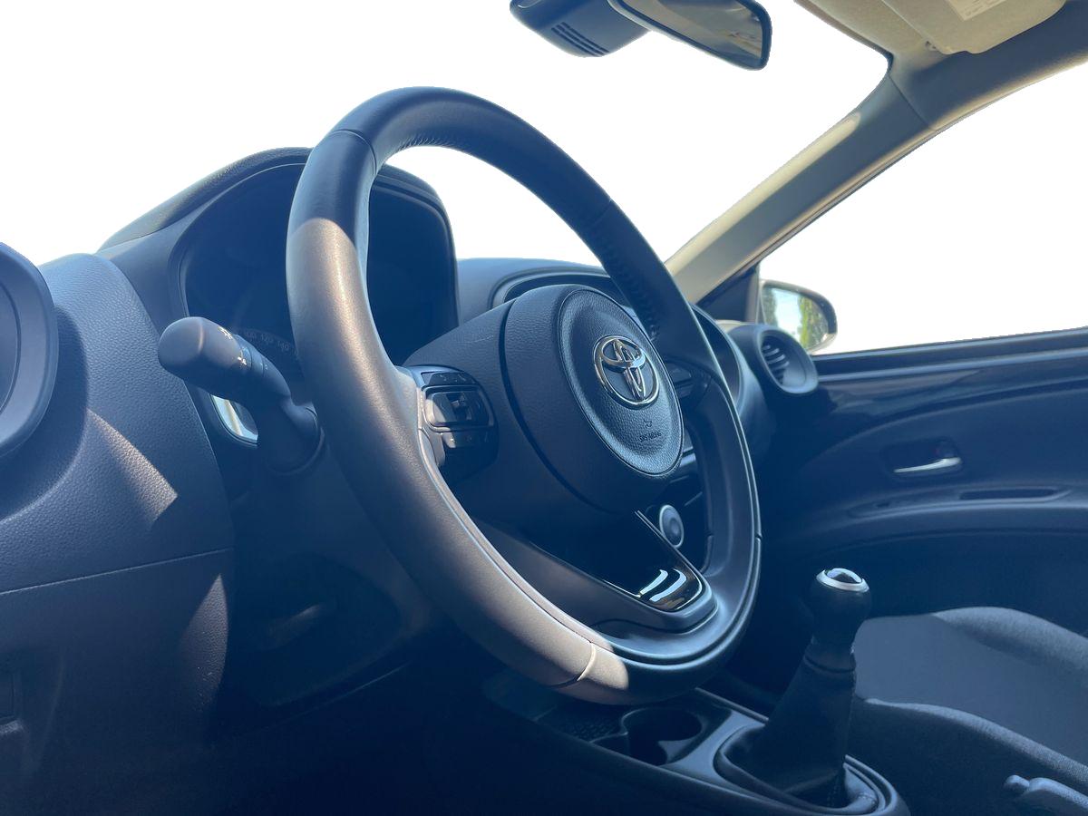TOYOTA AYGO X Aygo X play 1.0G