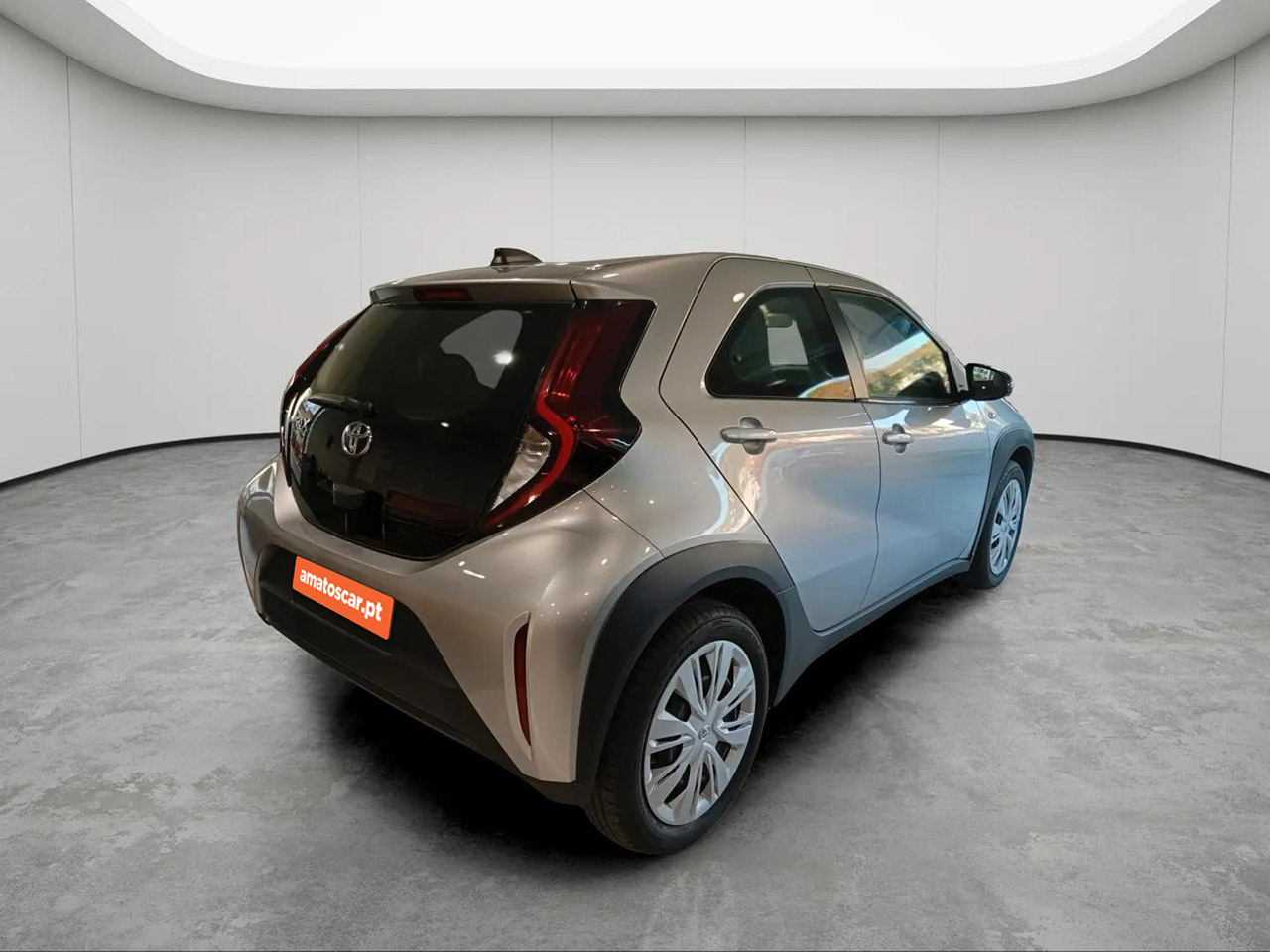 TOYOTA AYGO X Aygo X play 1.0G