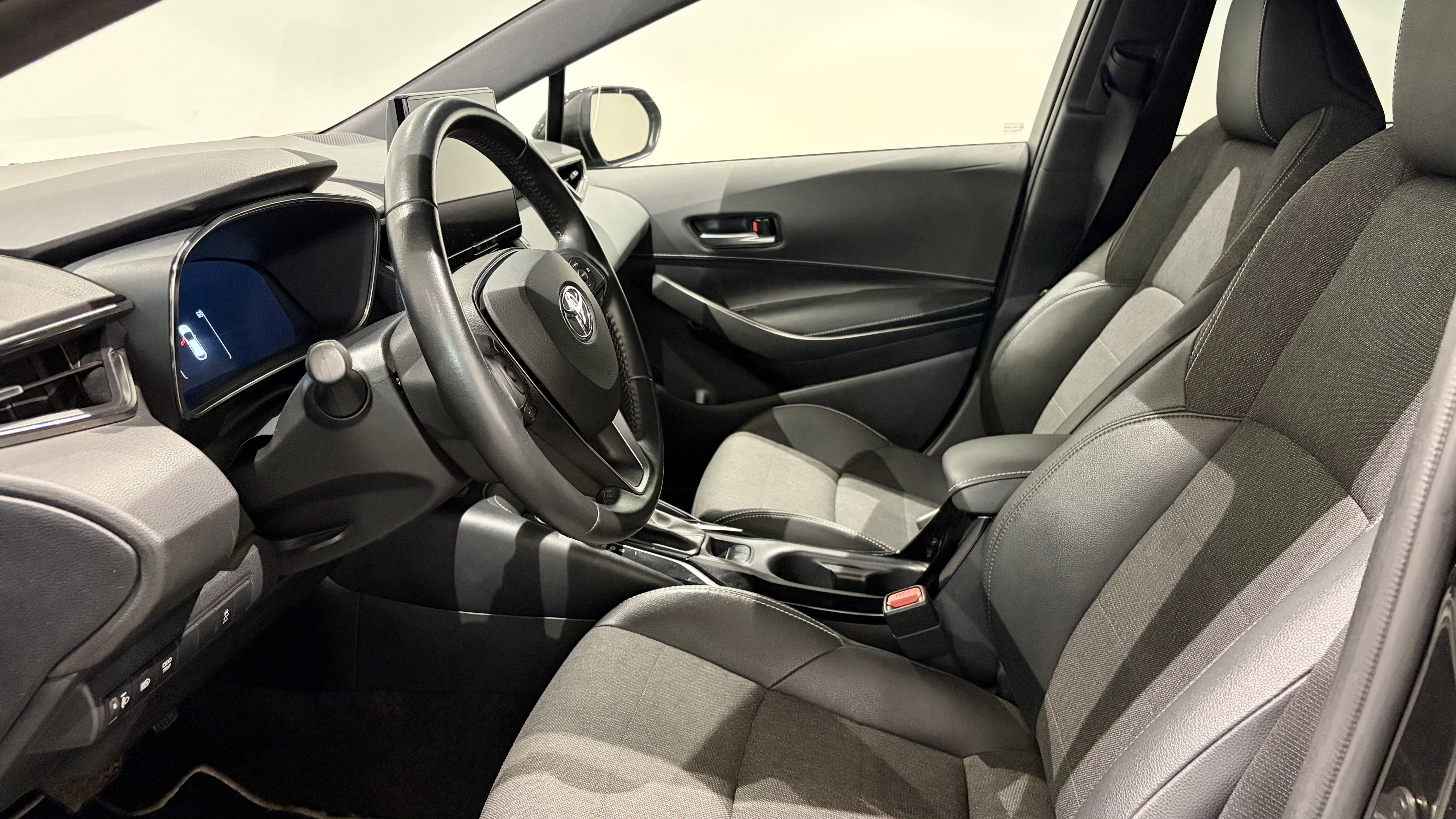 TOYOTA COROLLA HB Corolla HB 1.8 Hybrid Comfort Plus