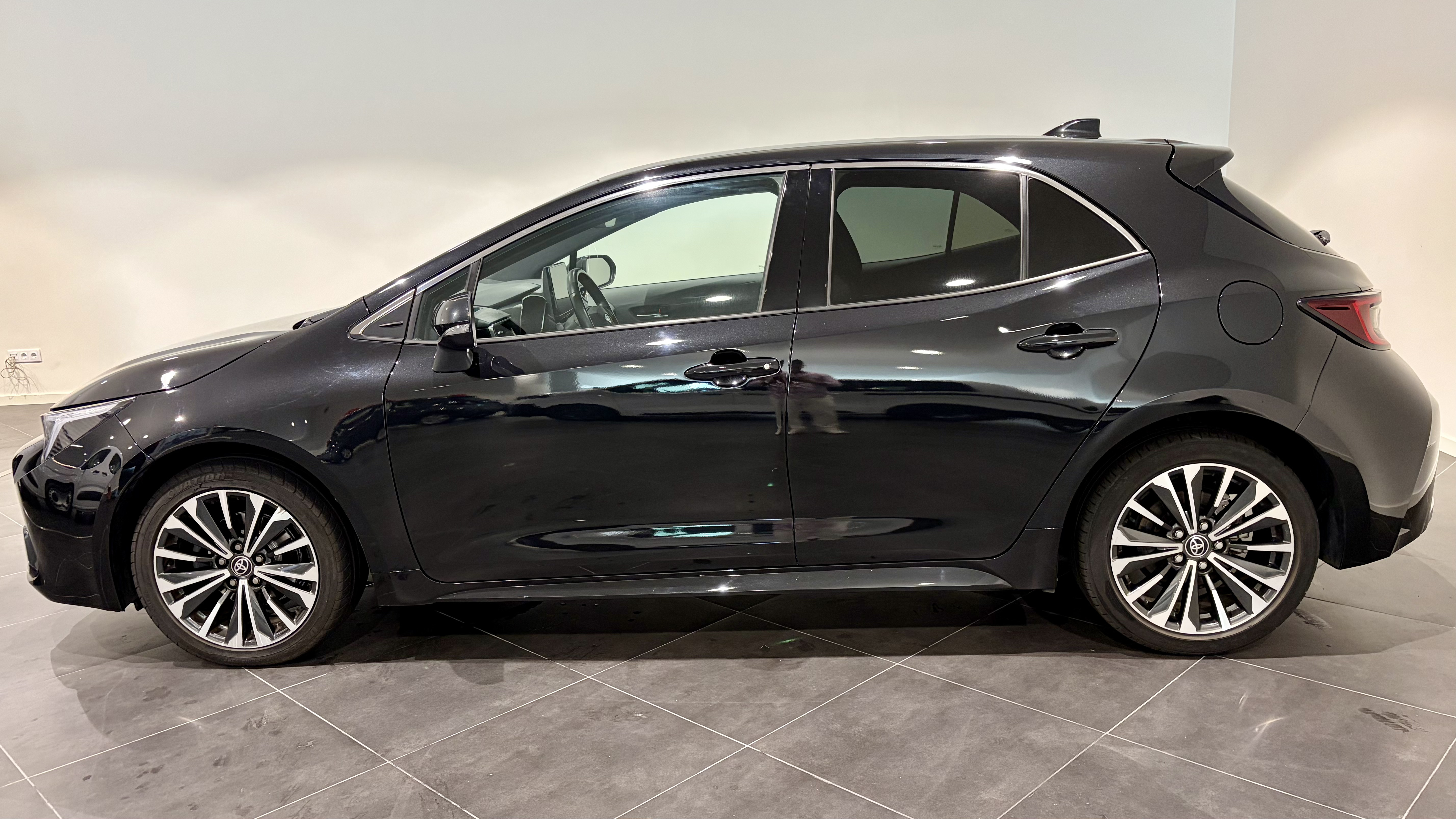 TOYOTA COROLLA HB Corolla HB 1.8 Hybrid Comfort Plus