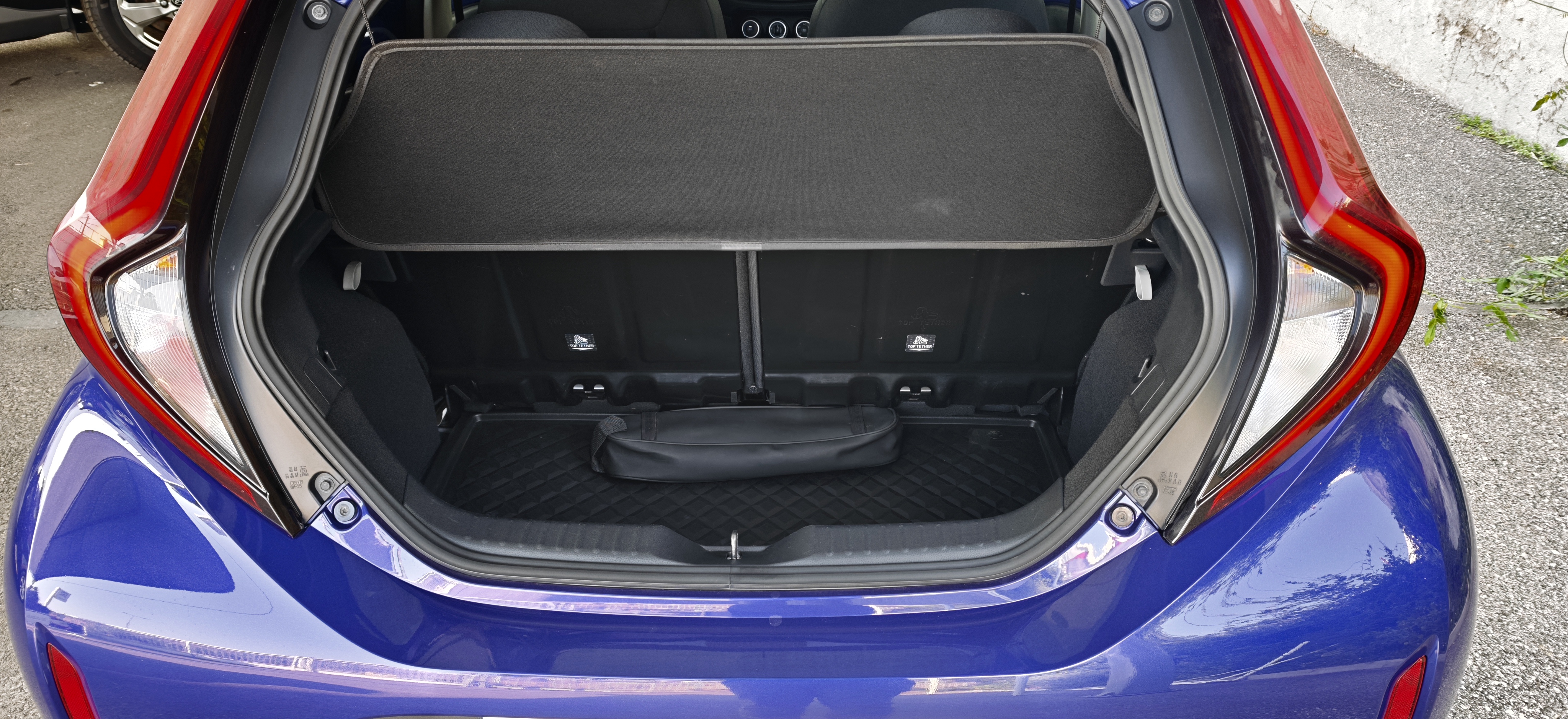 TOYOTA AYGO X Aygo X play 1.0G