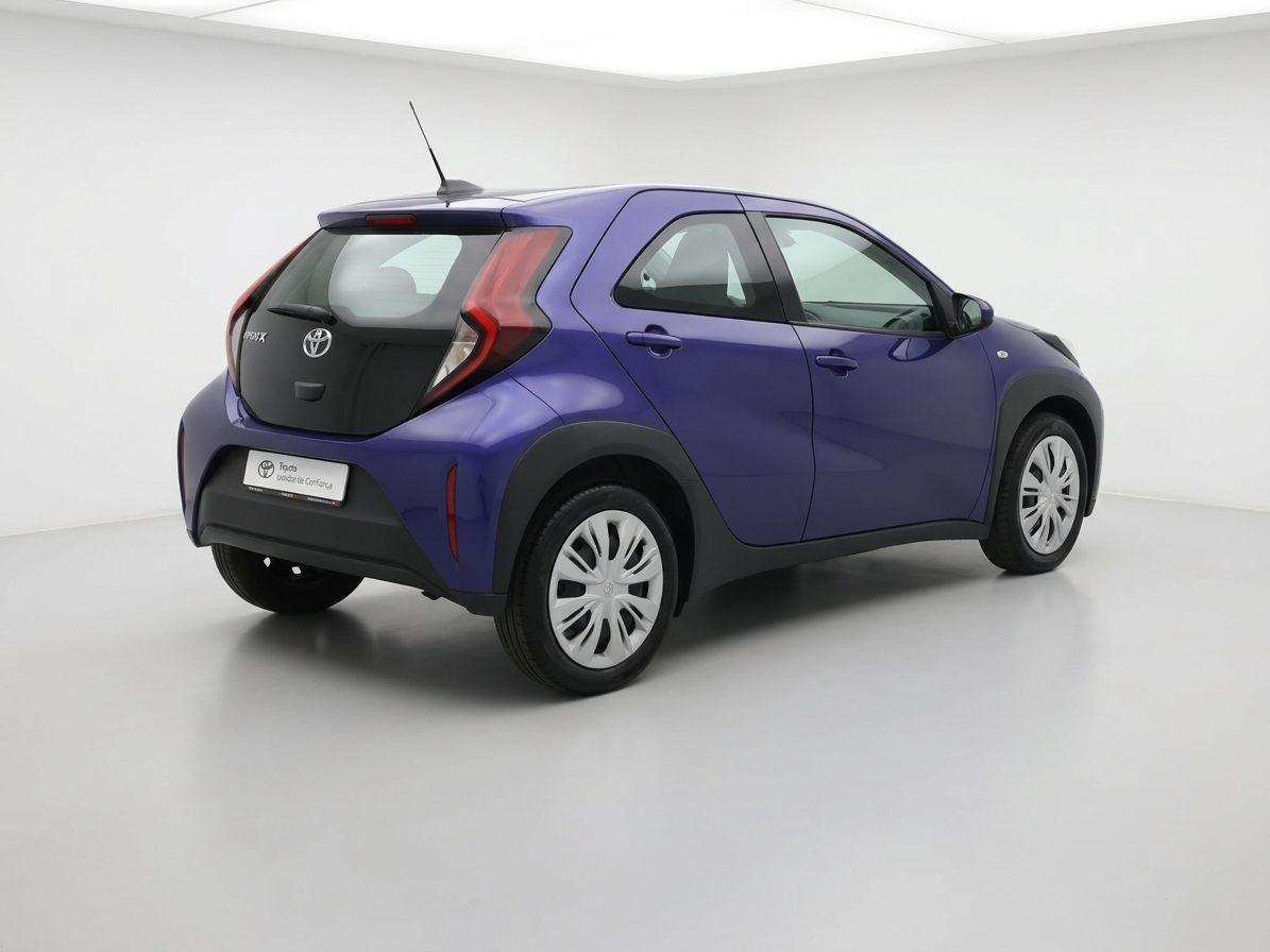 TOYOTA AYGO X Aygo X play 1.0G
