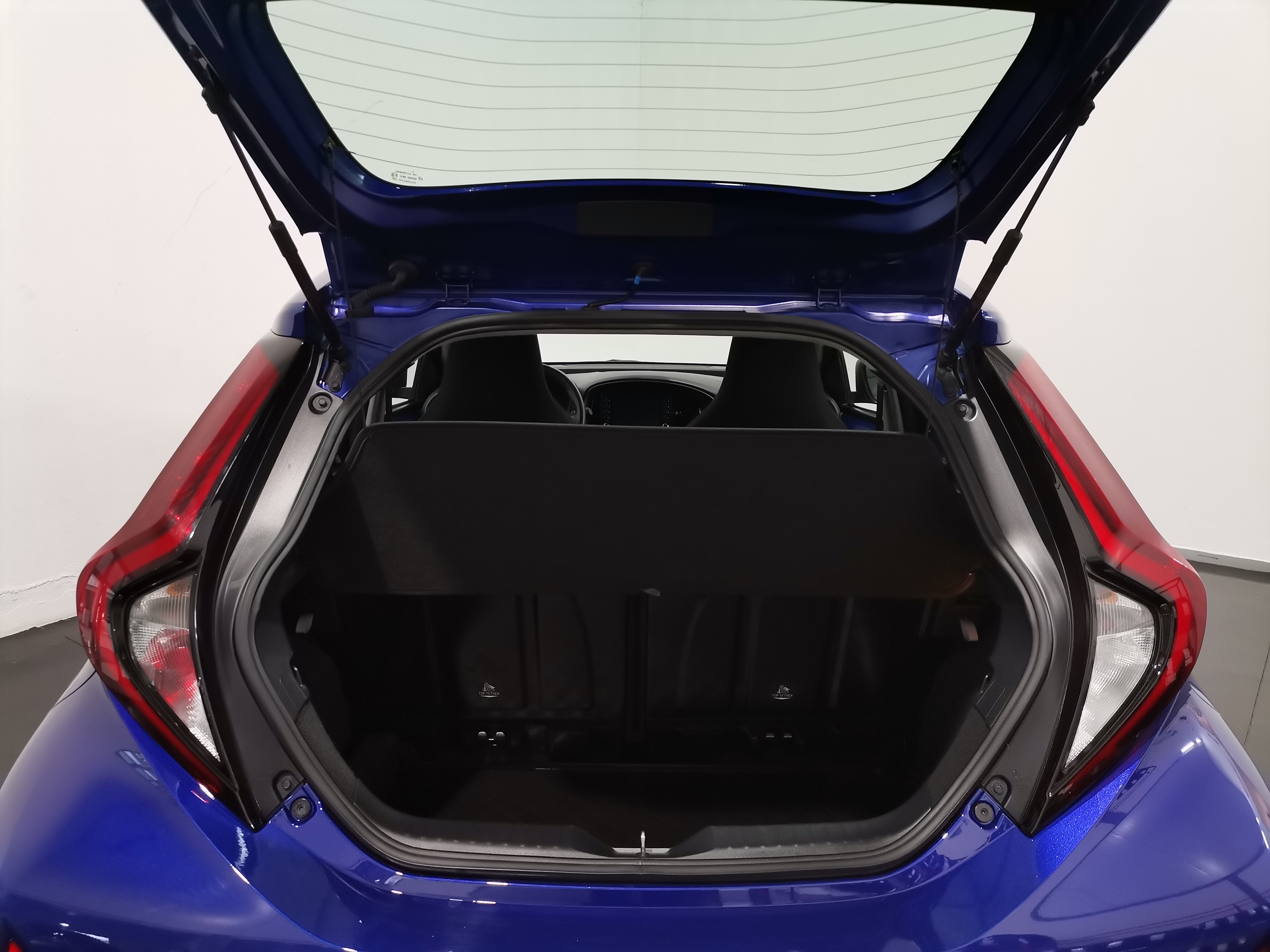 TOYOTA AYGO X Aygo X play 1.0G