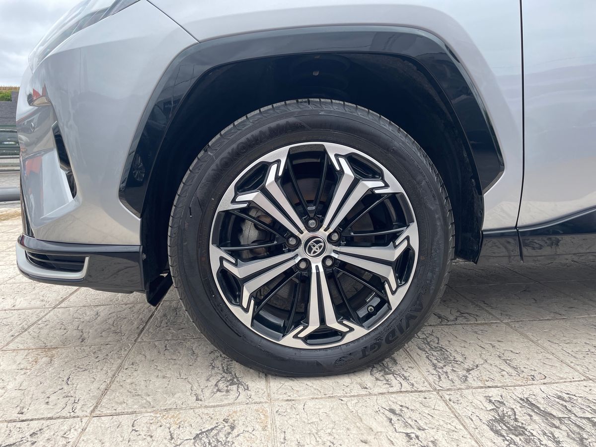 TOYOTA RAV4 PLUG-IN RAV4 Plug-in 2.5 Hybrid Dynamic Force SQUARE Collection AWD-i