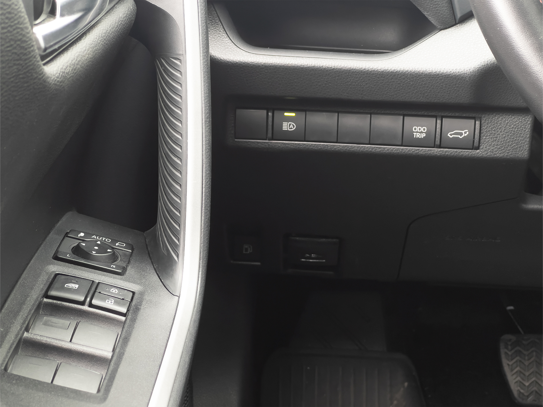TOYOTA RAV4 PLUG-IN RAV4 Plug-in 2.5 Hybrid Dynamic Force Comfort AWD-i