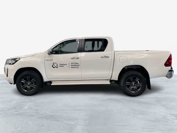 TOYOTA HILUX 2.4D 4x4 Tracker