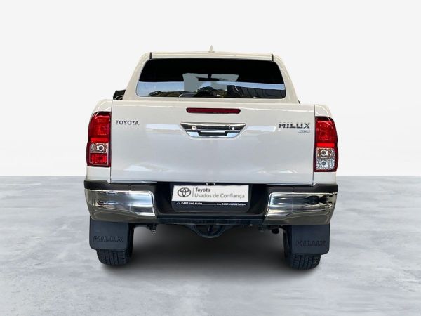 TOYOTA HILUX 2.4D 4x4 Tracker