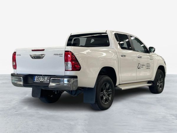 TOYOTA HILUX 2.4D 4x4 Tracker