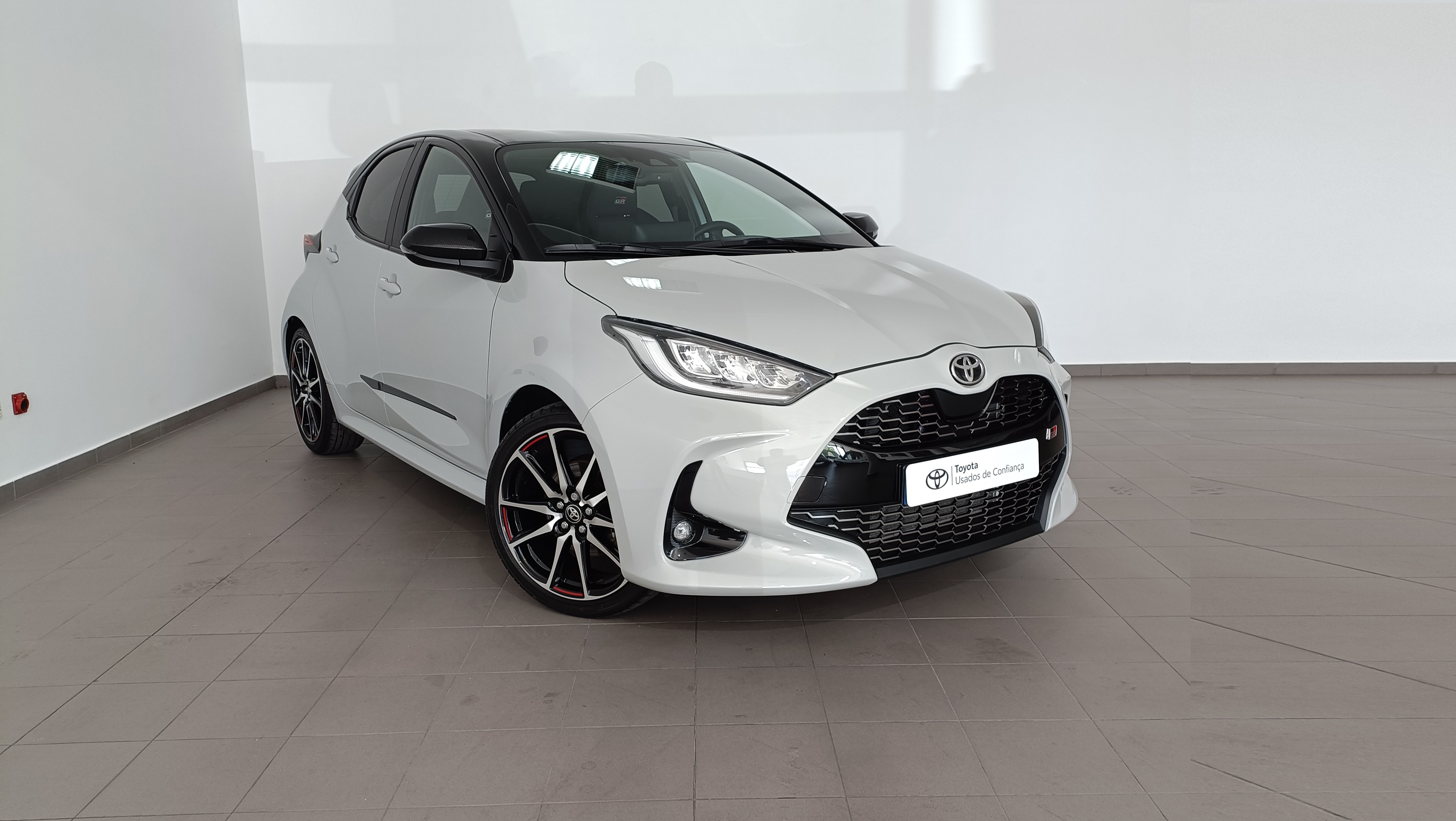 TOYOTA YARIS Yaris 1.5 Hybrid Dynamic Force GR Sport