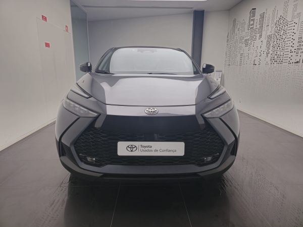 TOYOTA C-HR 23-24 C-HR 1.8 Hybrid Lounge