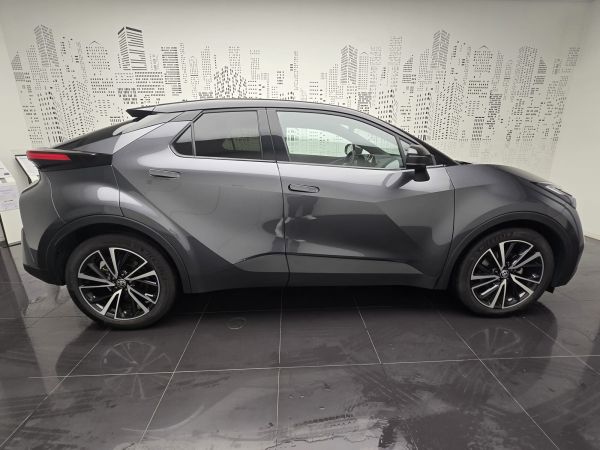 TOYOTA C-HR 23-24 C-HR 1.8 Hybrid Lounge