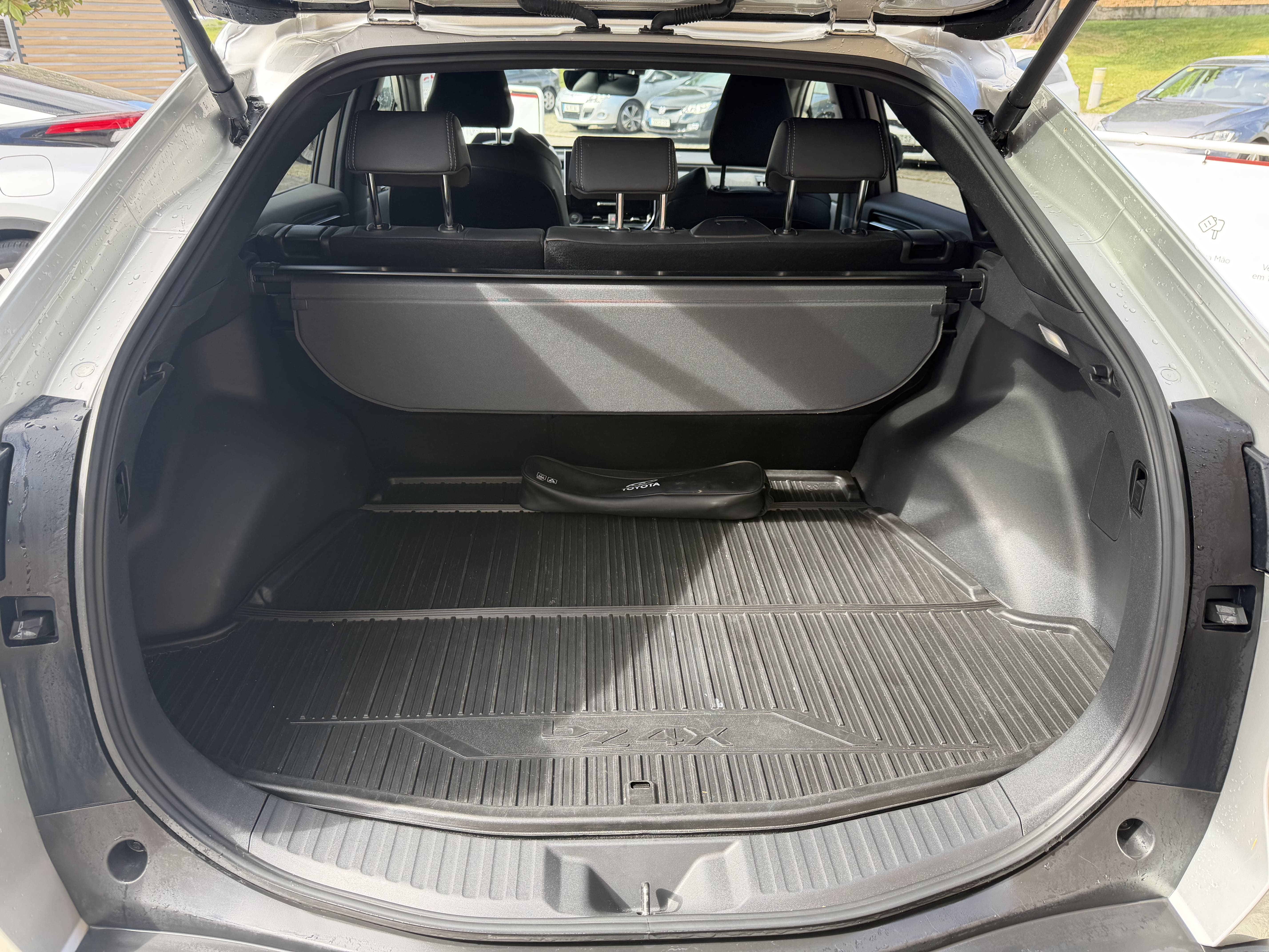 TOYOTA BZ4X bZ4X BEV 71,4kWh Premium