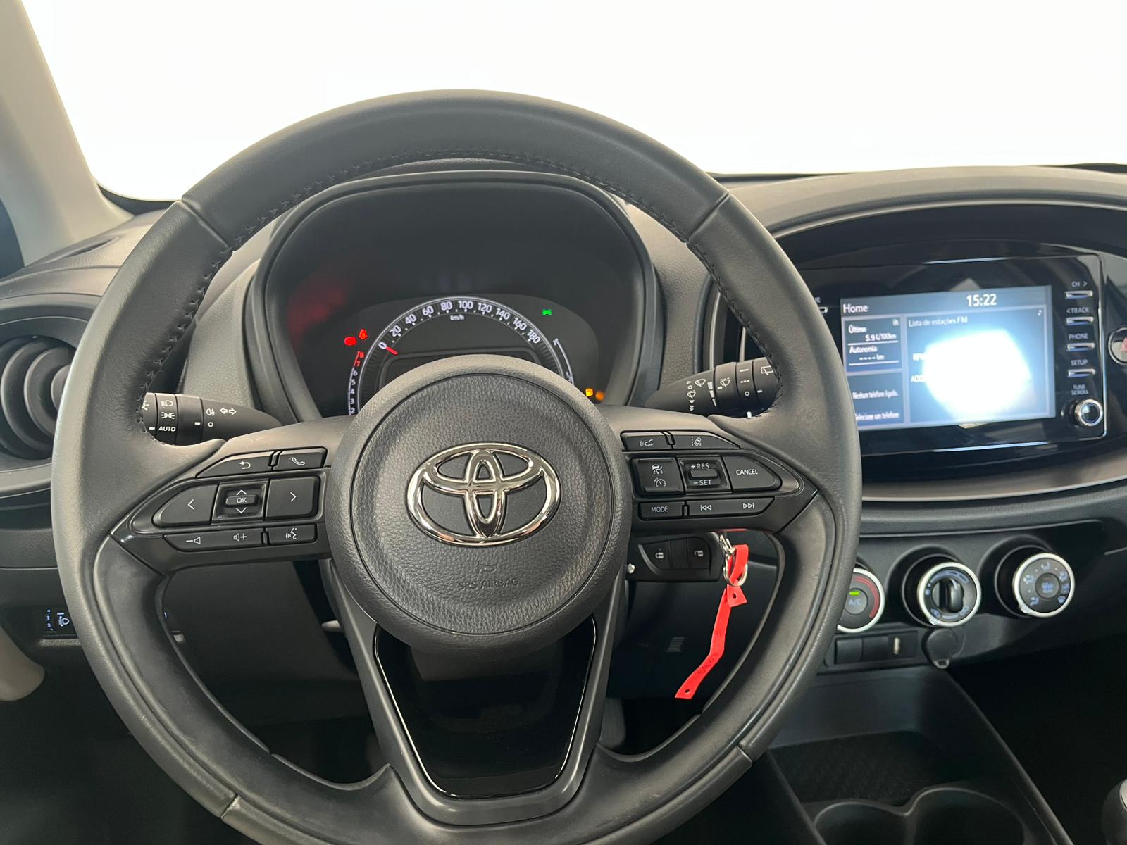TOYOTA AYGO X Aygo X play 1.0G