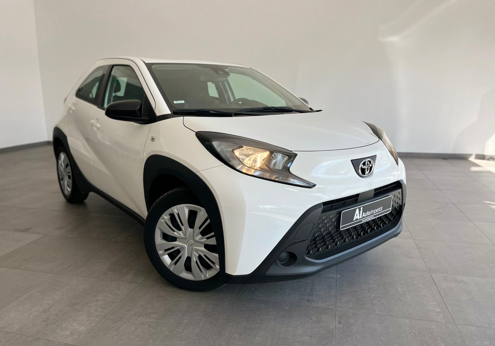 TOYOTA AYGO X Aygo X play 1.0G