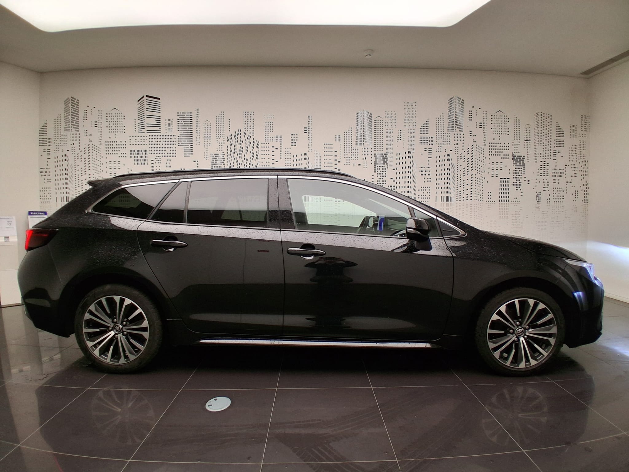 TOYOTA COROLLA TS Corolla TS 1.8 Hybrid Comfort Plus