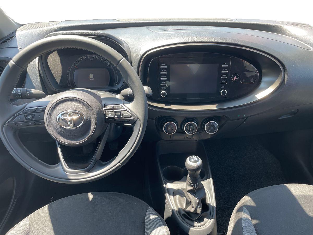 TOYOTA AYGO X Aygo X play 1.0G
