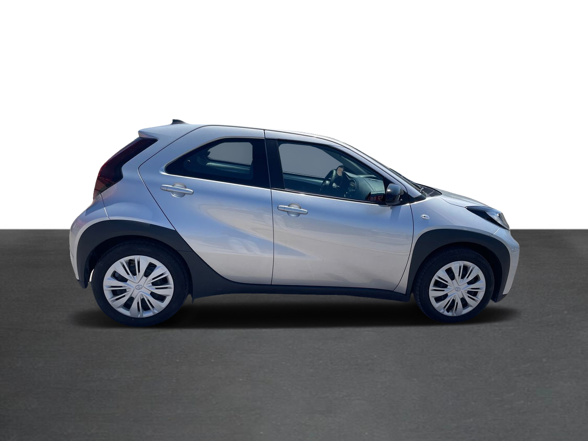 TOYOTA AYGO X Aygo X play 1.0G