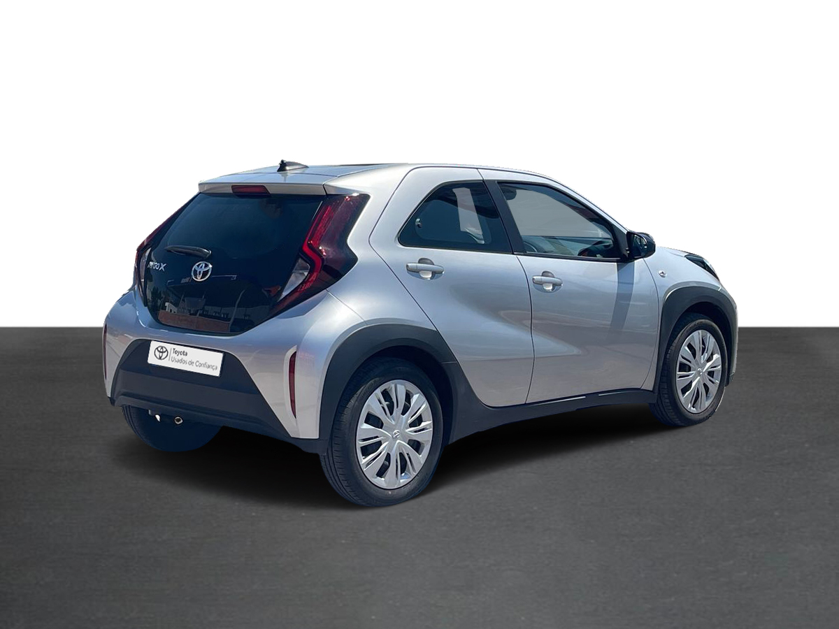 TOYOTA AYGO X Aygo X play 1.0G