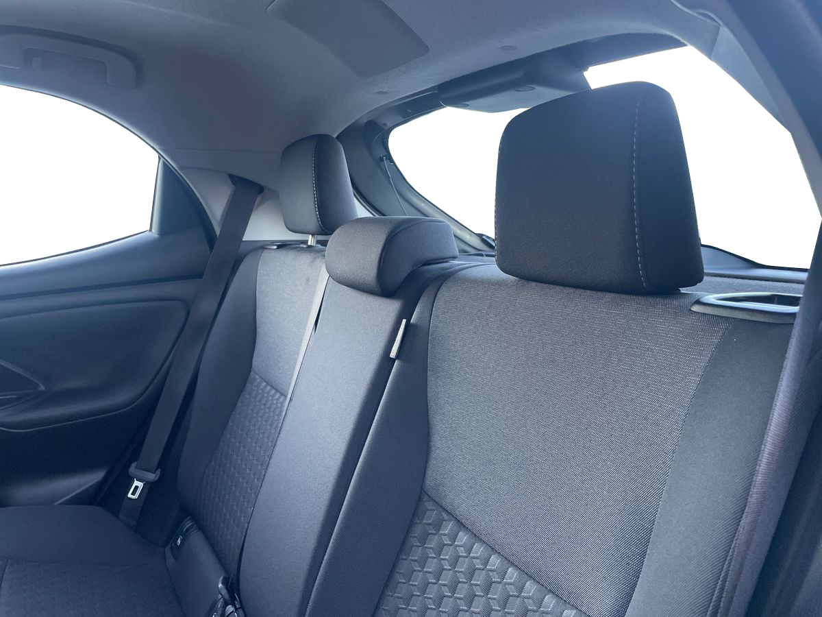 TOYOTA YARIS Yaris 1.0 Comfort Plus