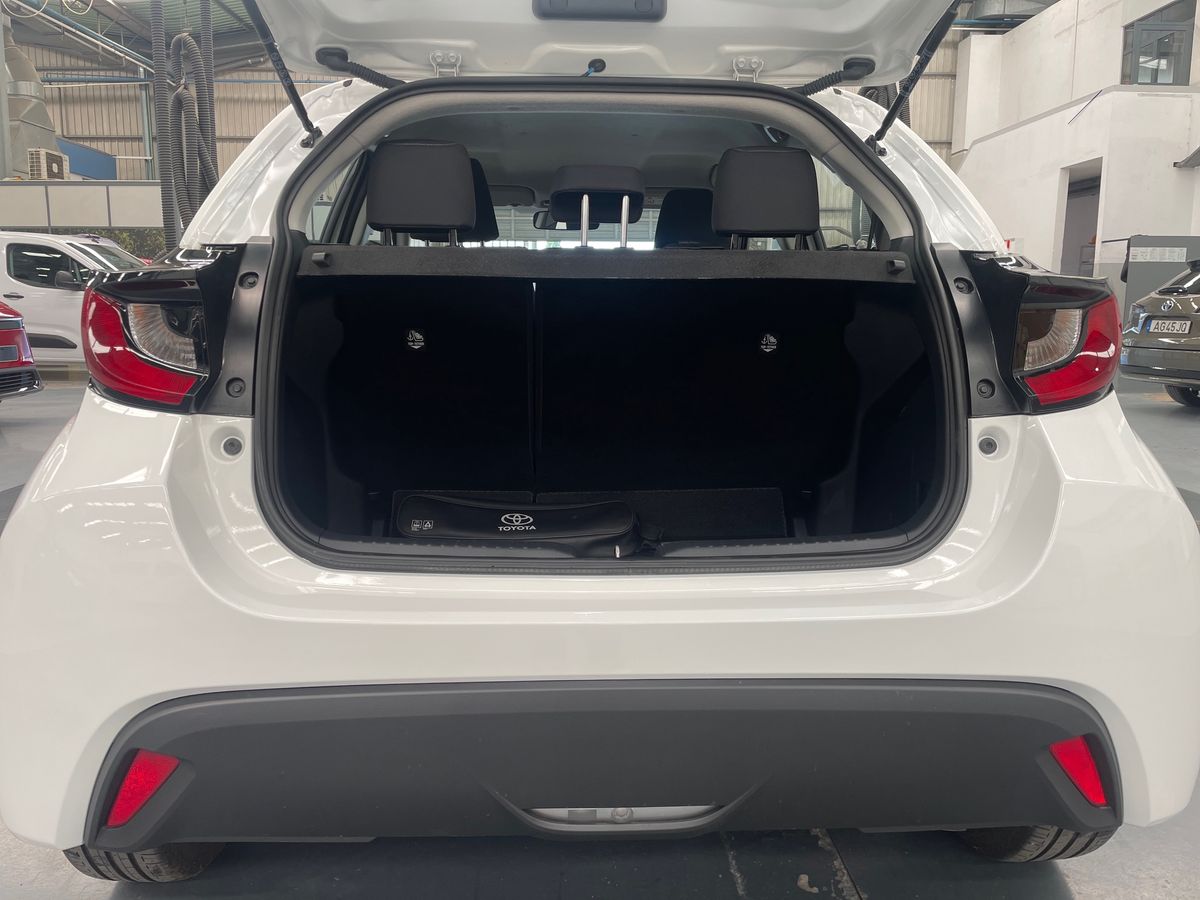 TOYOTA YARIS Yaris 1.0 Comfort Plus
