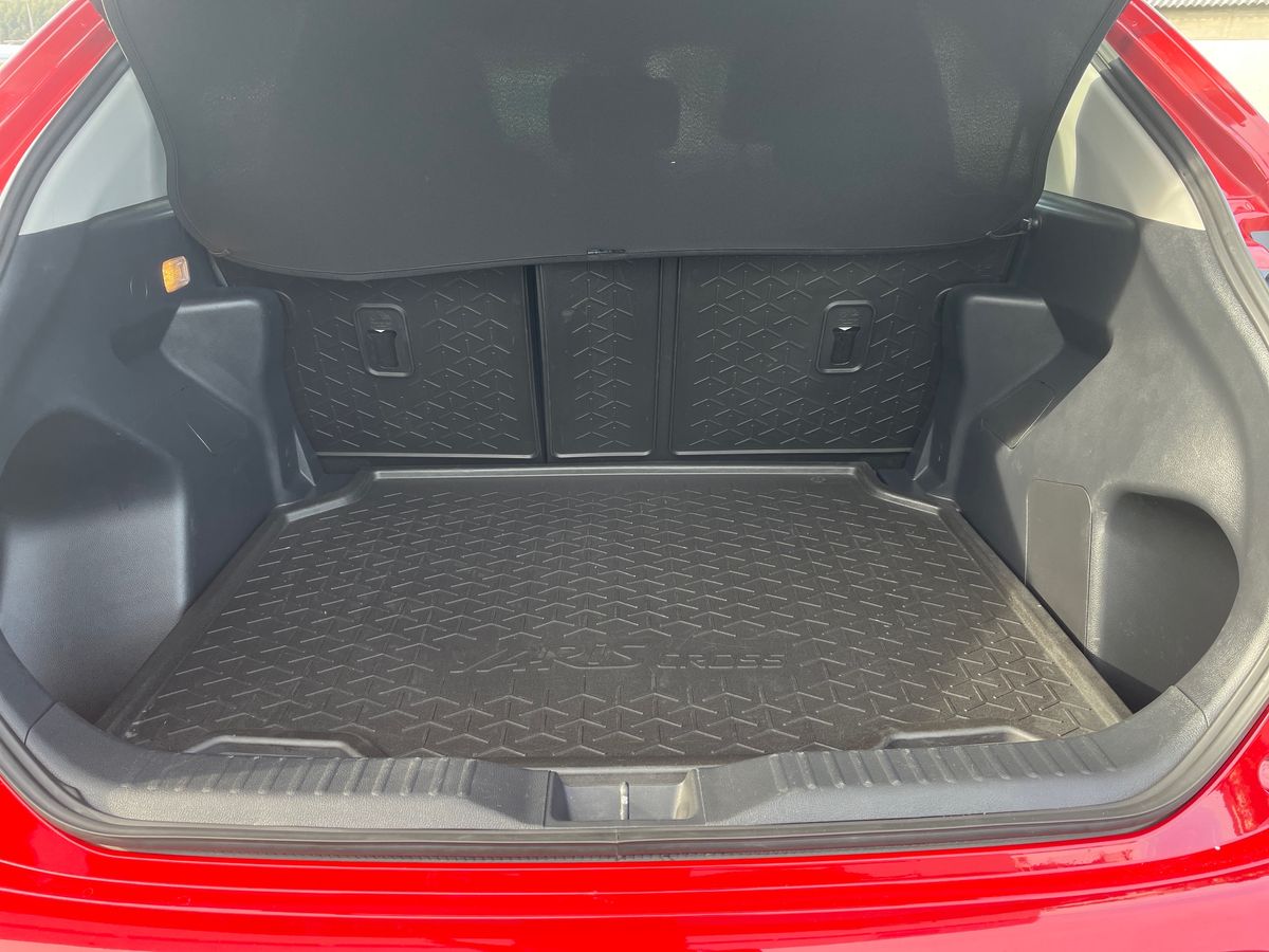 TOYOTA YARIS CROSS Yaris Cross 1.5 Hybrid Dynamic Force Comfort Plus