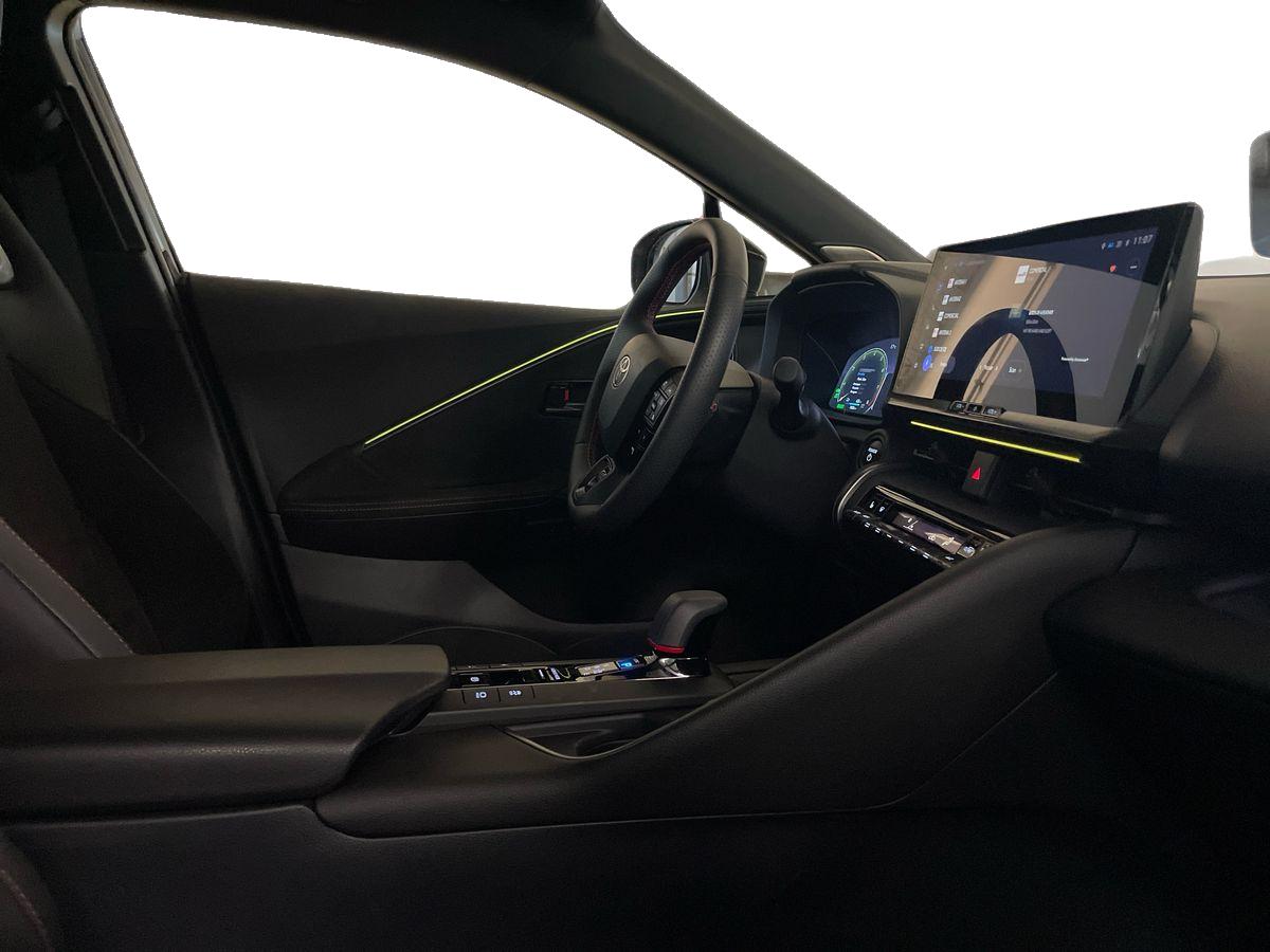 TOYOTA TOYOTA C-HR PLUG-IN Toyota C-HR 2.0 Plug-in Hybrid Dynamic Force GR Sport Premiere Edition