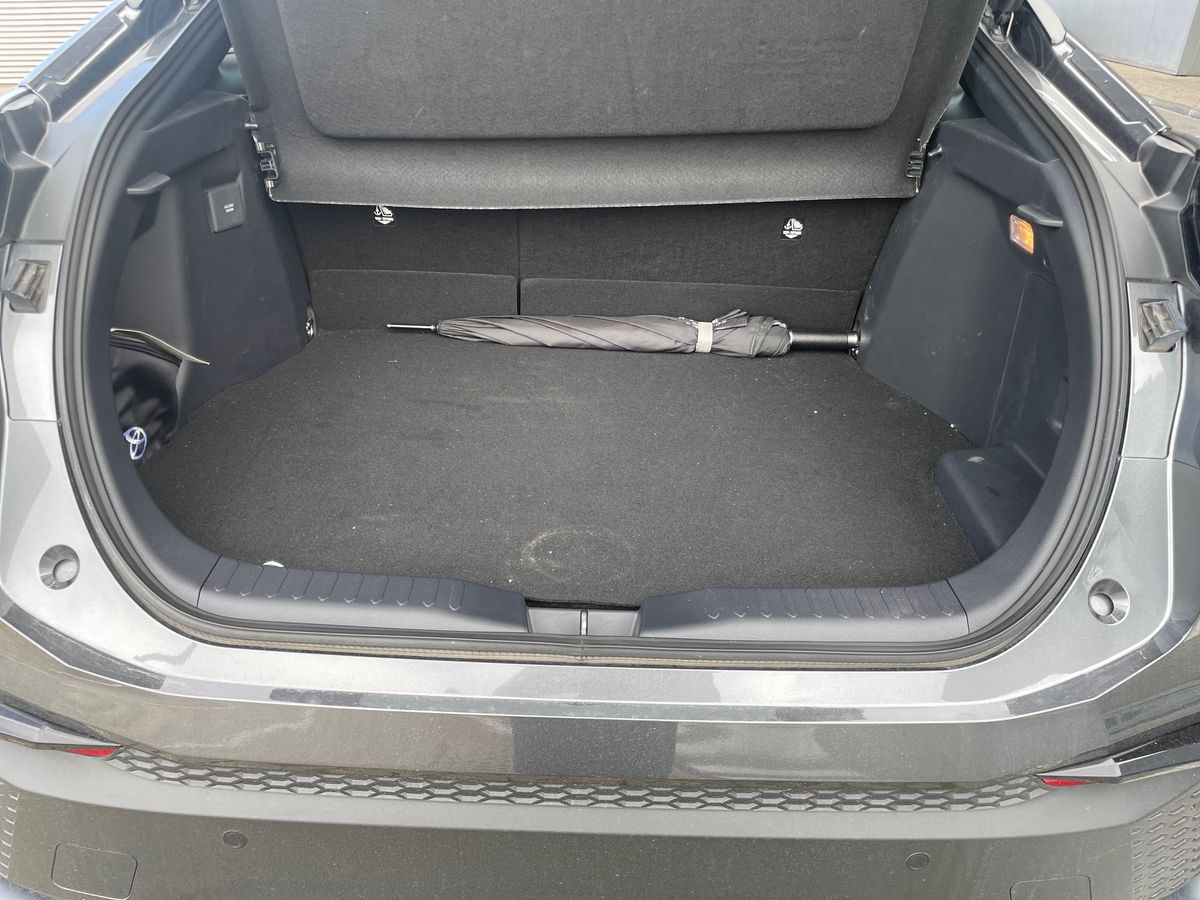 TOYOTA TOYOTA C-HR PLUG-IN Toyota C-HR Plug-in 2.0 Hybrid Dynamic Force Lounge