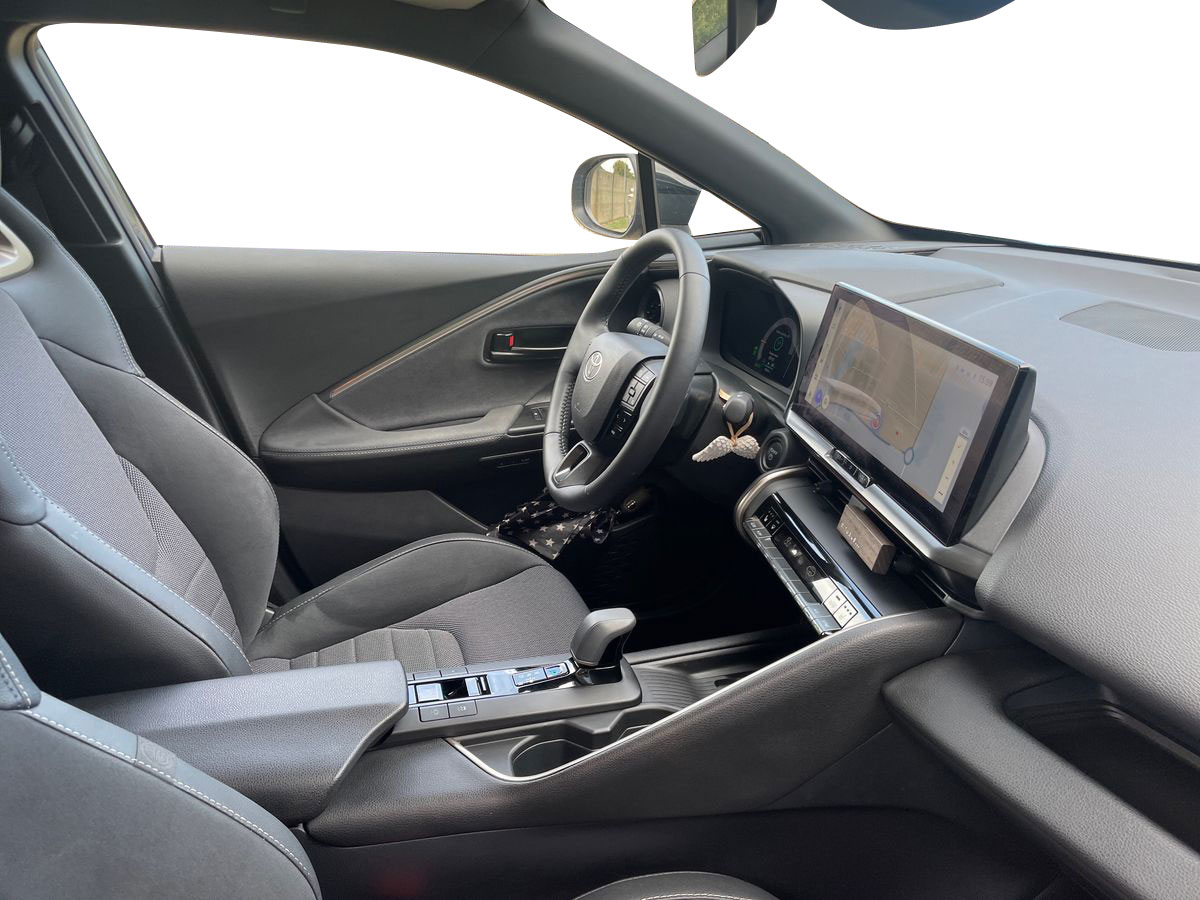 TOYOTA TOYOTA C-HR PLUG-IN Toyota C-HR Plug-in 2.0 Hybrid Dynamic Force Lounge