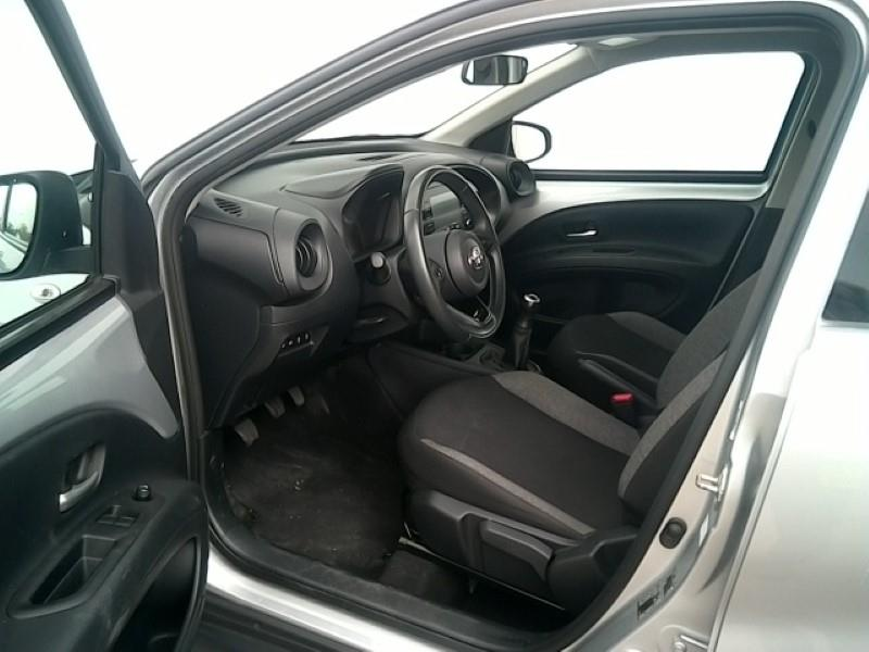 TOYOTA AYGO X Aygo X play 1.0G