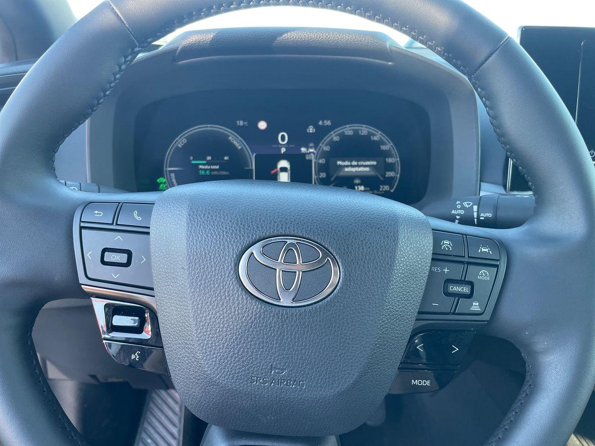 TOYOTA TOYOTA C-HR PLUG-IN Toyota C-HR Plug-in 2.0 Hybrid Dynamic Force Business
