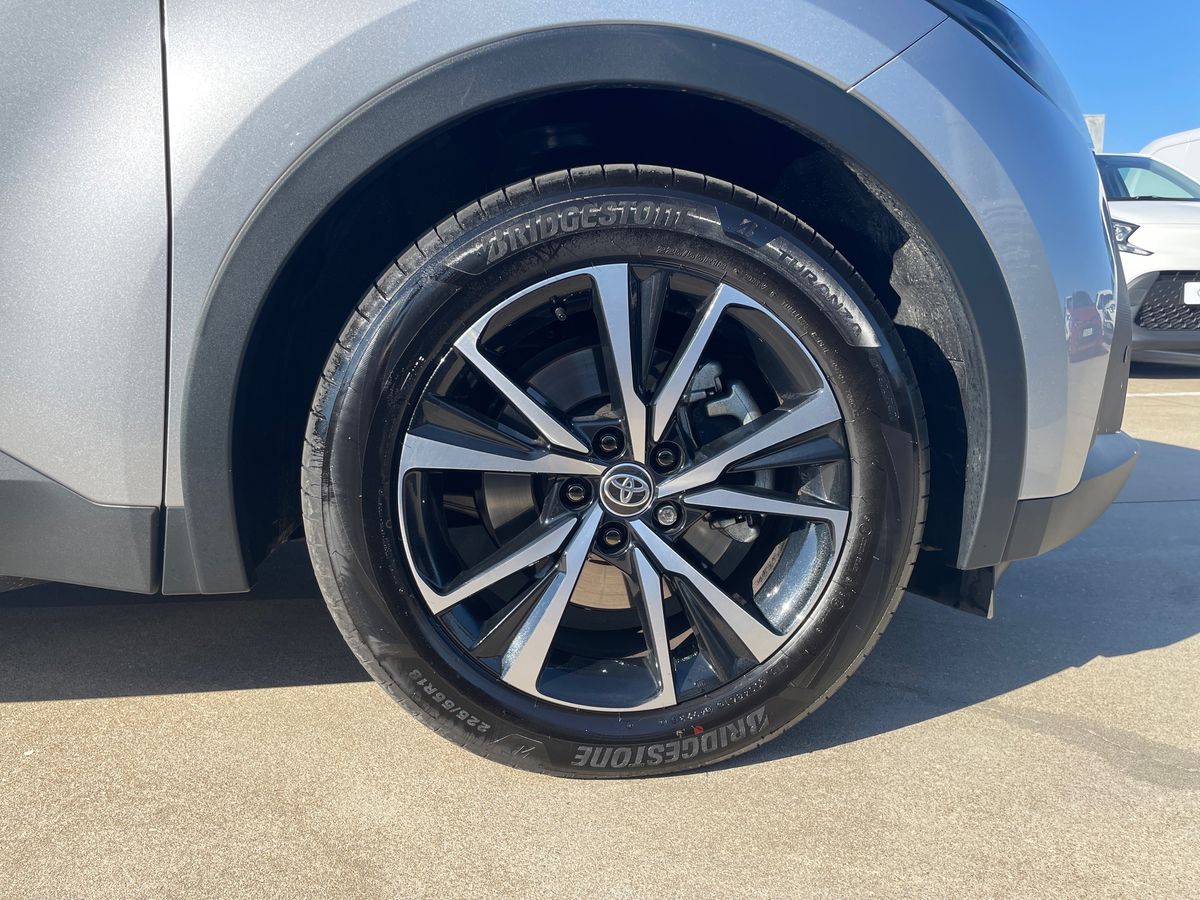 TOYOTA TOYOTA C-HR PLUG-IN Toyota C-HR Plug-in 2.0 Hybrid Dynamic Force Business