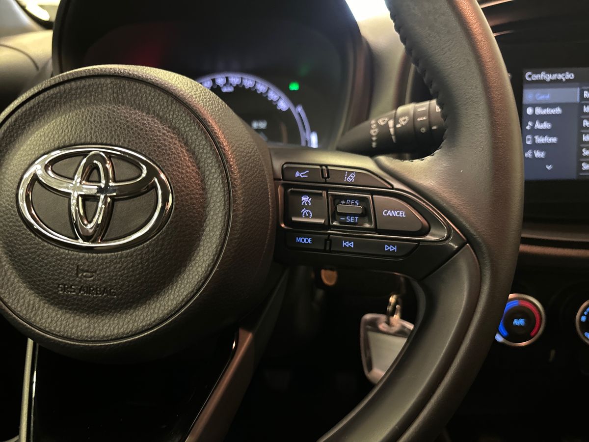 TOYOTA AYGO X Aygo X play 1.0G