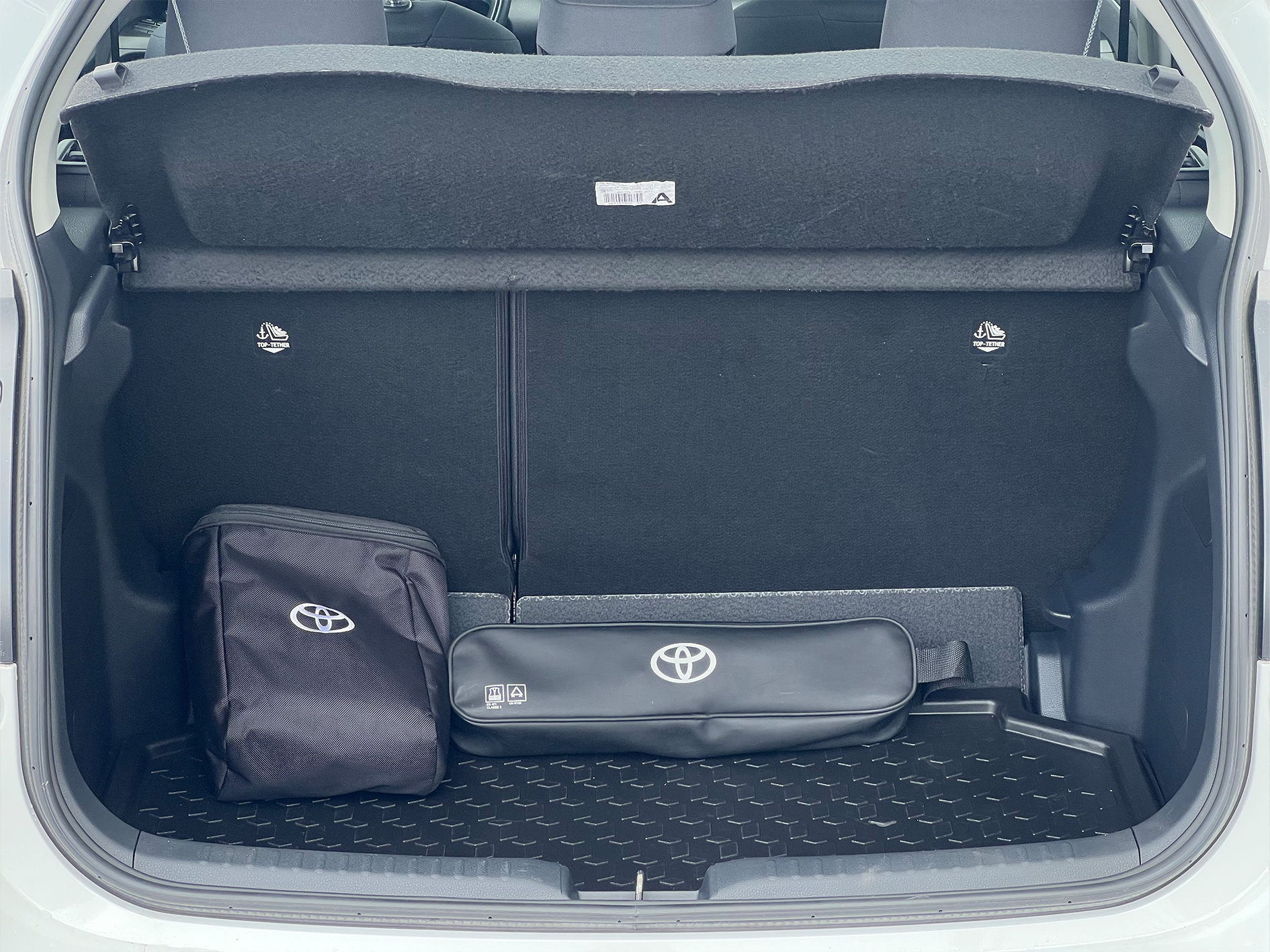 TOYOTA YARIS Yaris 1.5 Hybrid 115 Comfort Plus