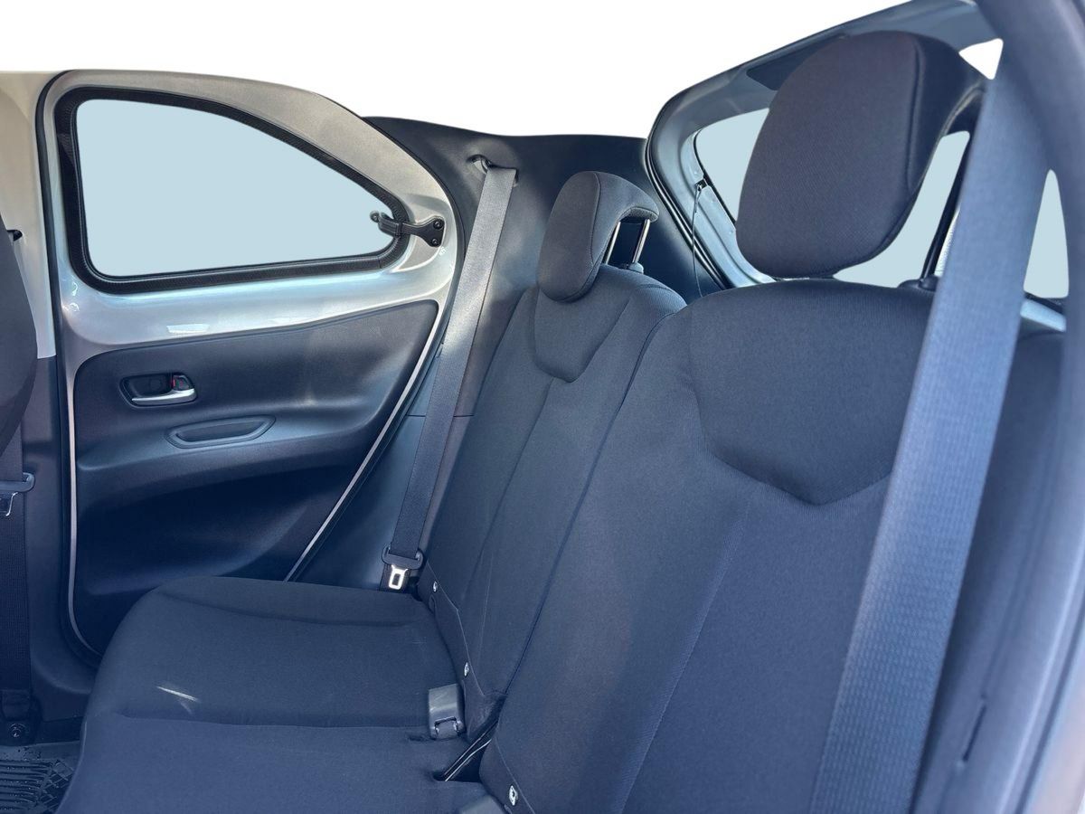 TOYOTA AYGO X Aygo X play 1.0G