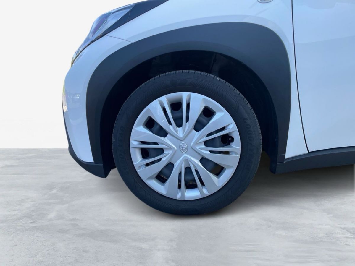 TOYOTA AYGO X Aygo X play 1.0G