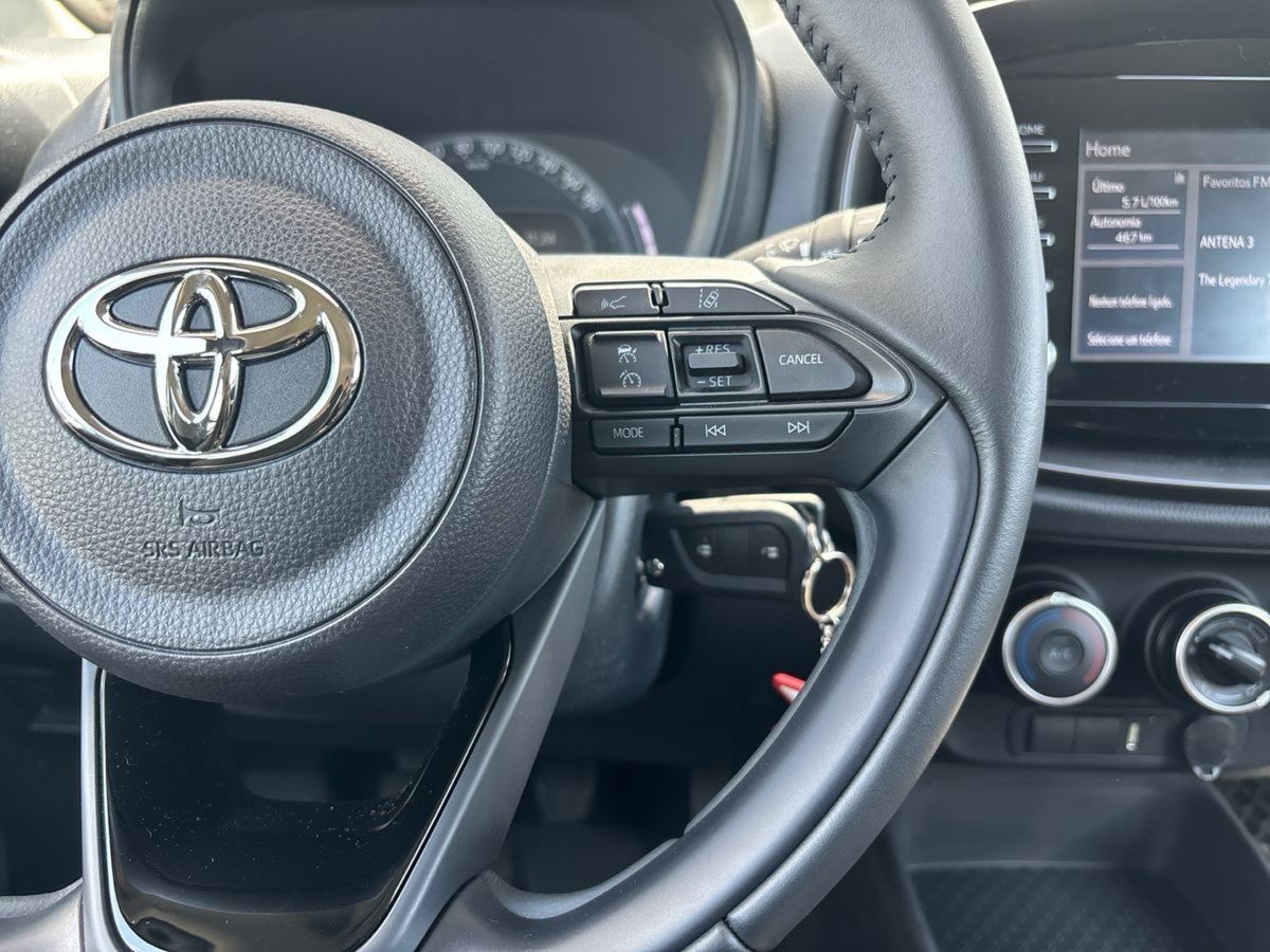 TOYOTA AYGO X Aygo X play 1.0G