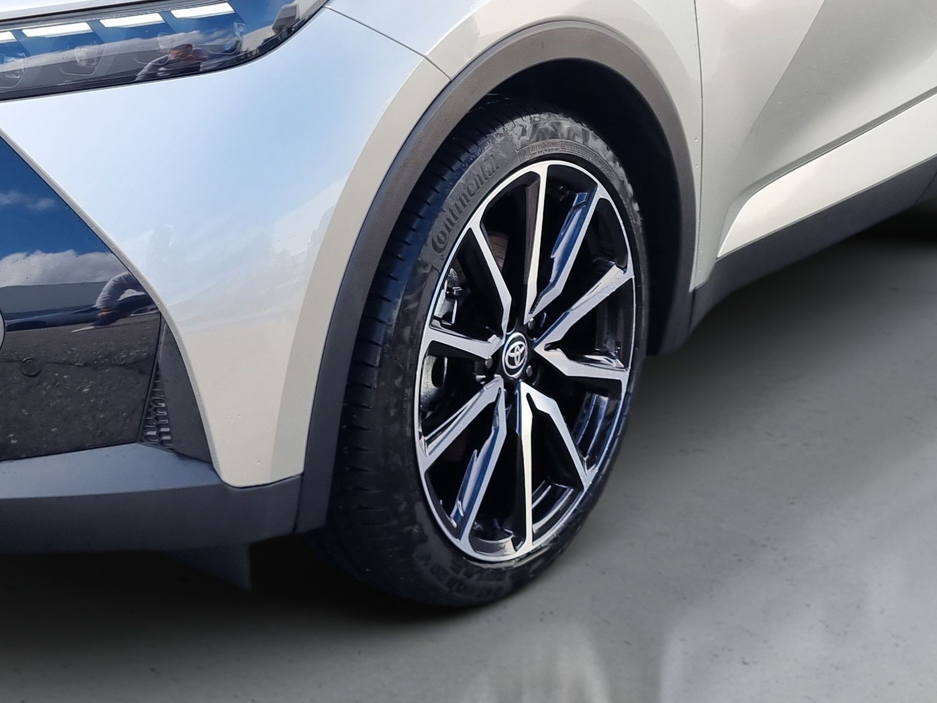 TOYOTA TOYOTA C-HR PLUG-IN Toyota C-HR Plug-in 2.0 Hybrid Dynamic Force GR Sport Premiere Edition