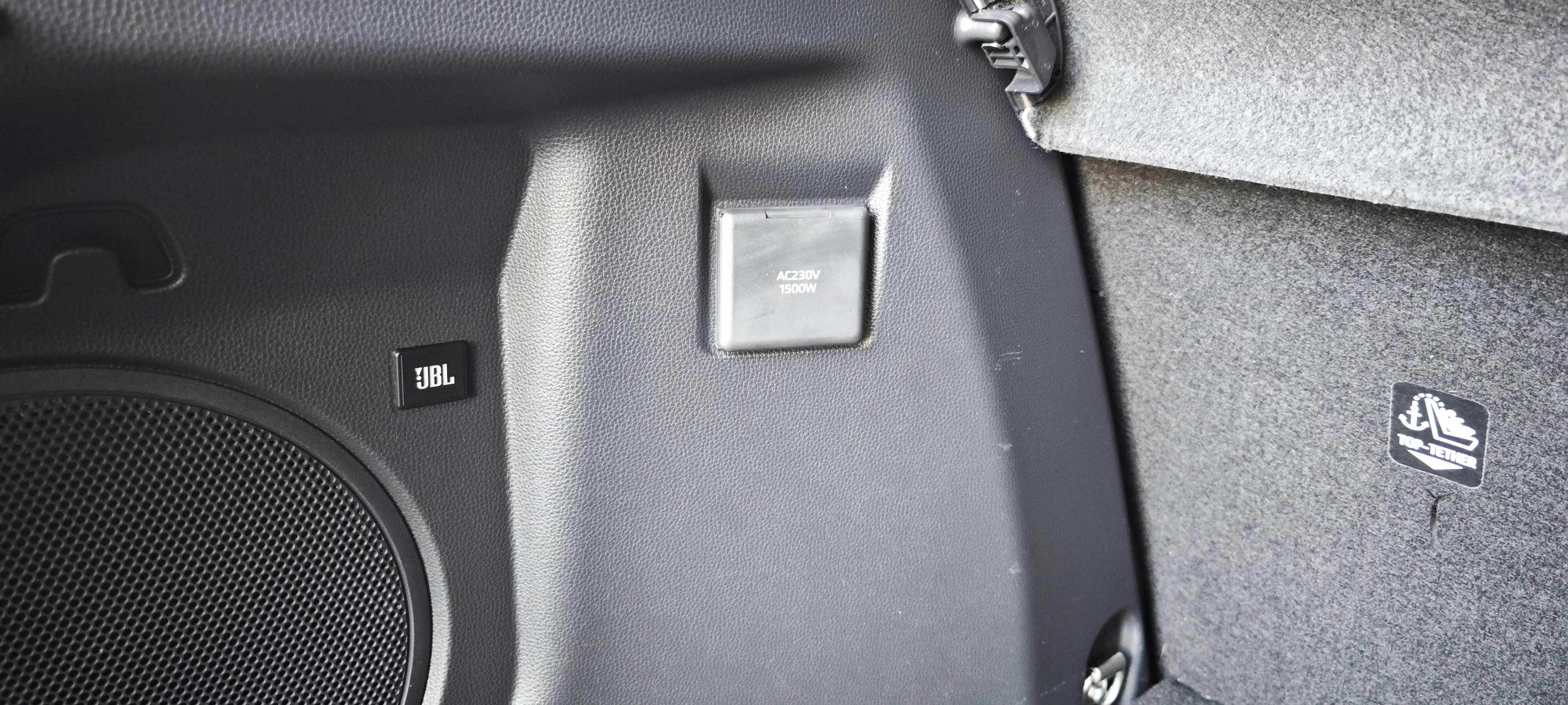 TOYOTA TOYOTA C-HR PLUG-IN Toyota C-HR Plug-in 2.0 Hybrid Dynamic Force GR Sport Premiere Edition