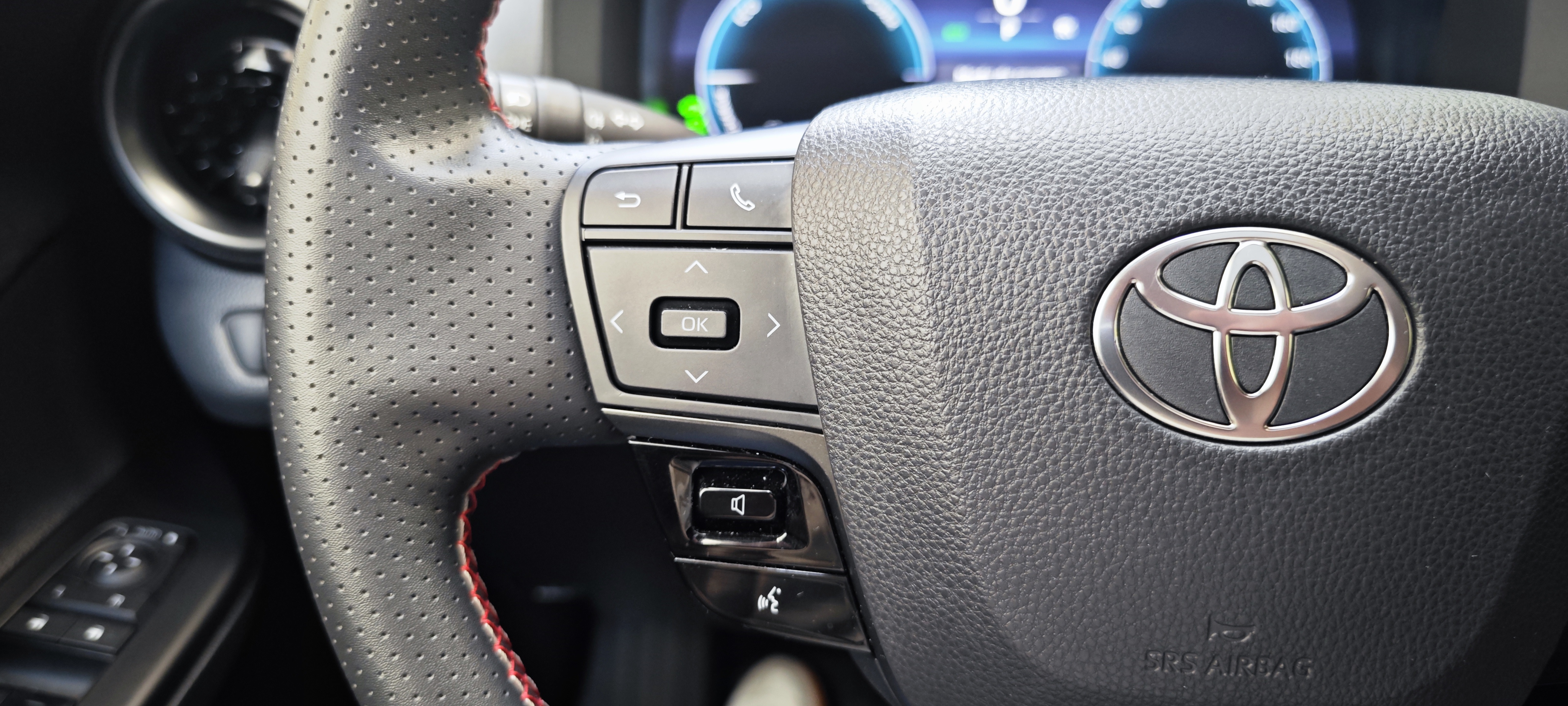 TOYOTA TOYOTA C-HR PLUG-IN Toyota C-HR Plug-in 2.0 Hybrid Dynamic Force GR Sport Premiere Edition