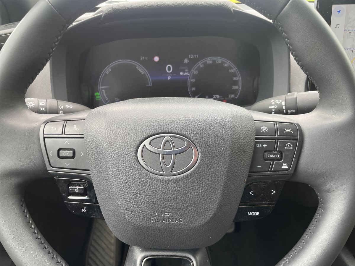 TOYOTA TOYOTA C-HR PLUG-IN Toyota C-HR Plug-in 2.0 Hybrid Dynamic Force SQUARE Collection