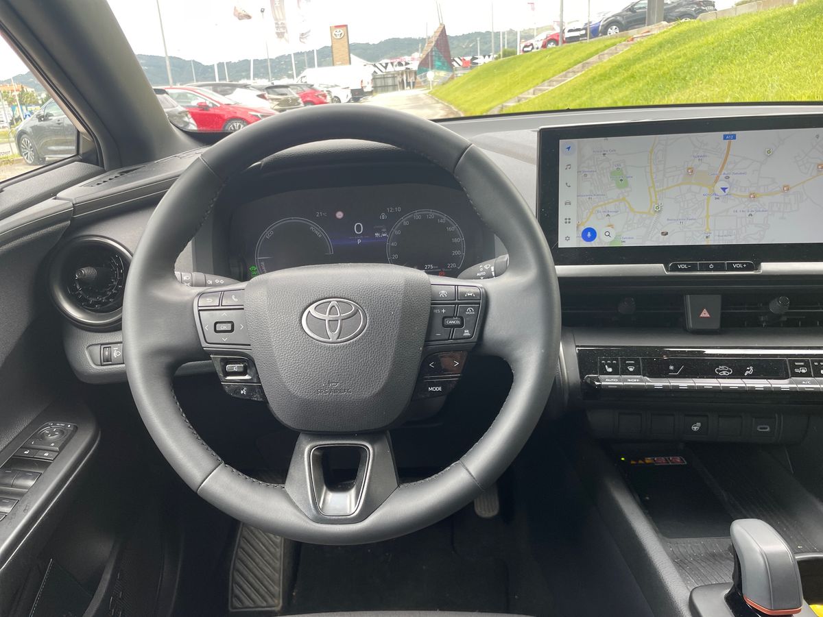 TOYOTA TOYOTA C-HR PLUG-IN Toyota C-HR Plug-in 2.0 Hybrid Dynamic Force SQUARE Collection