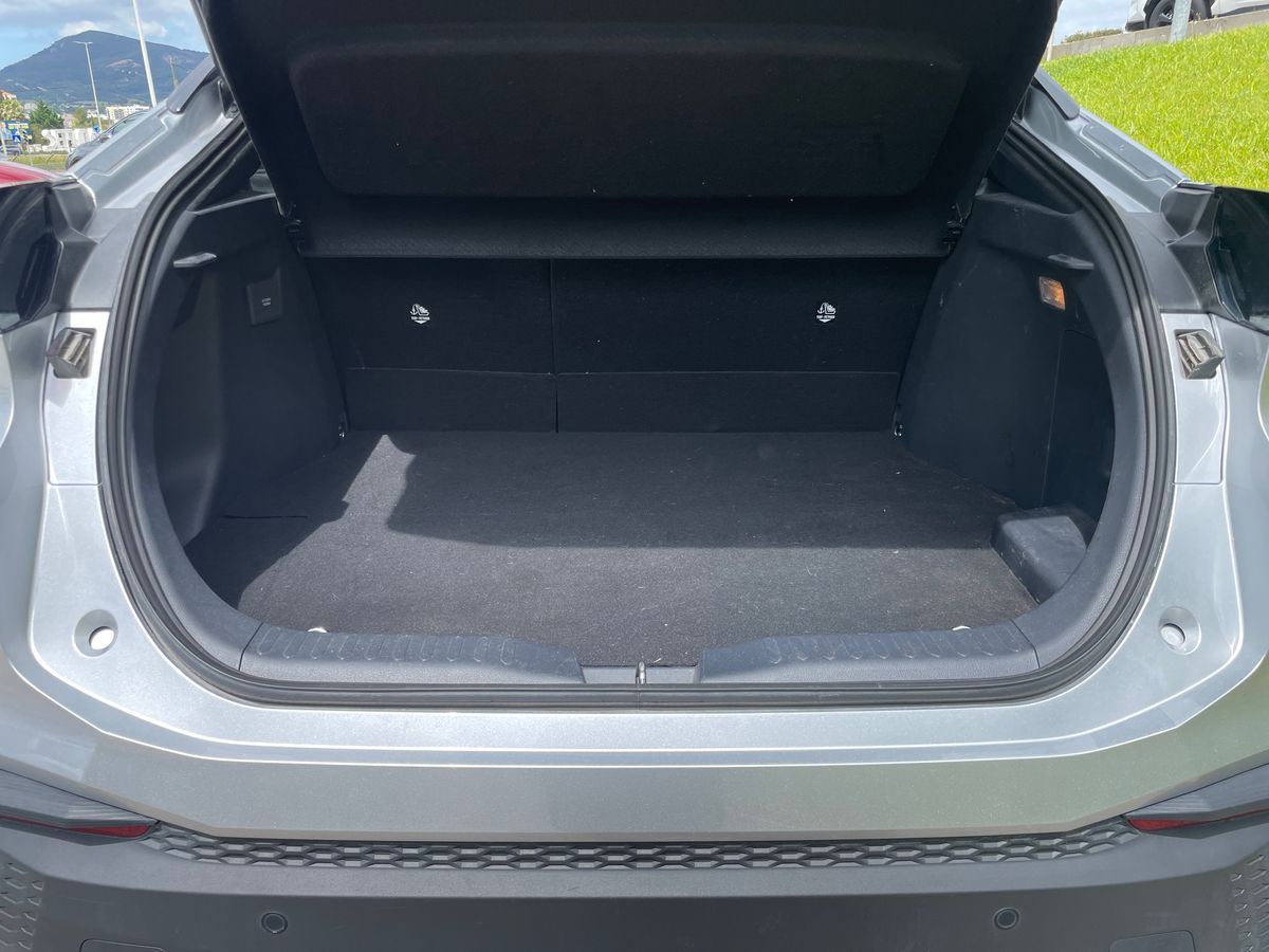 TOYOTA TOYOTA C-HR PLUG-IN Toyota C-HR Plug-in 2.0 Hybrid Dynamic Force SQUARE Collection