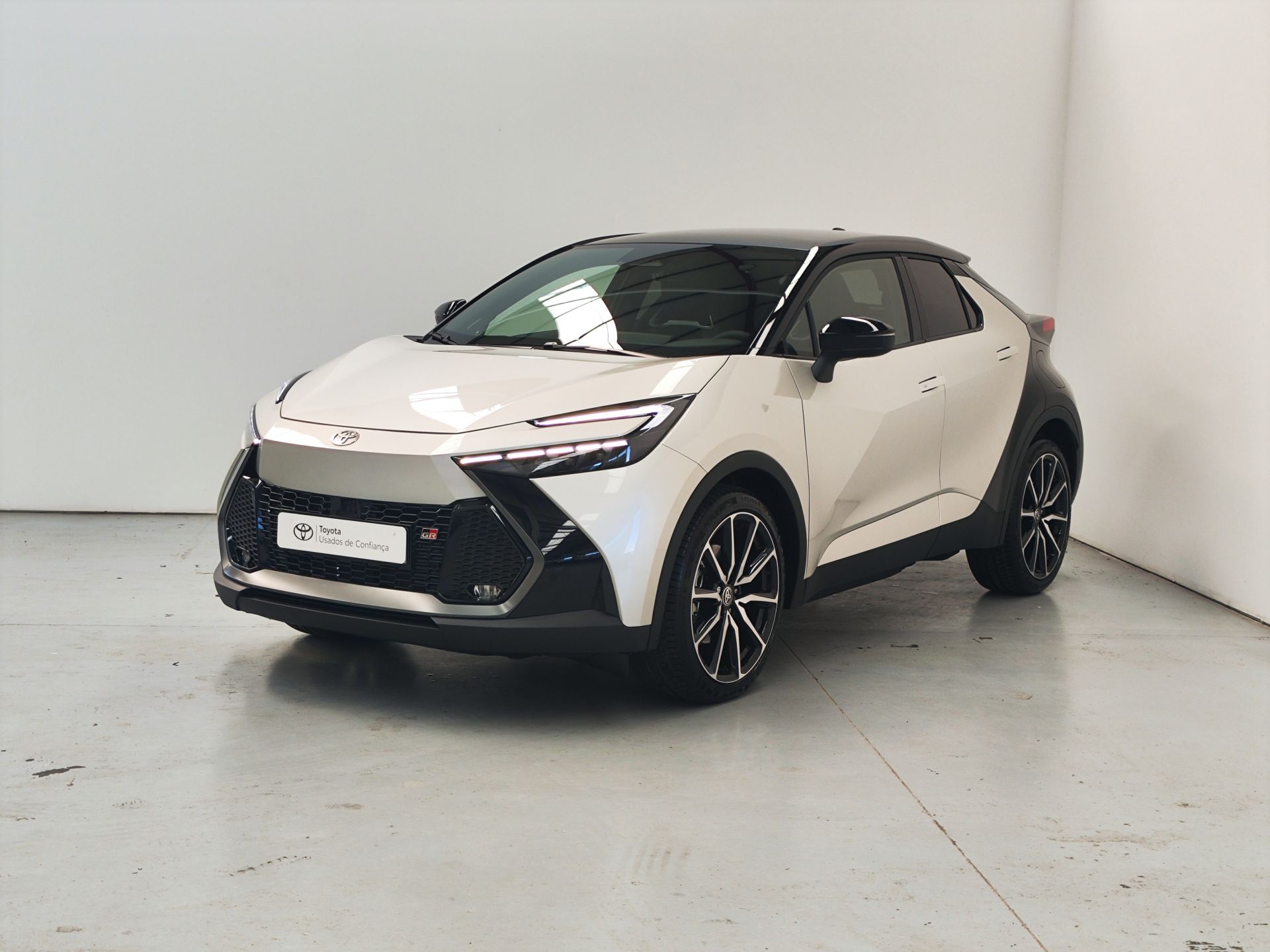 TOYOTA TOYOTA C-HR PLUG-IN Toyota C-HR Plug-in 2.0 Hybrid Dynamic Force GR Sport Premiere Edition