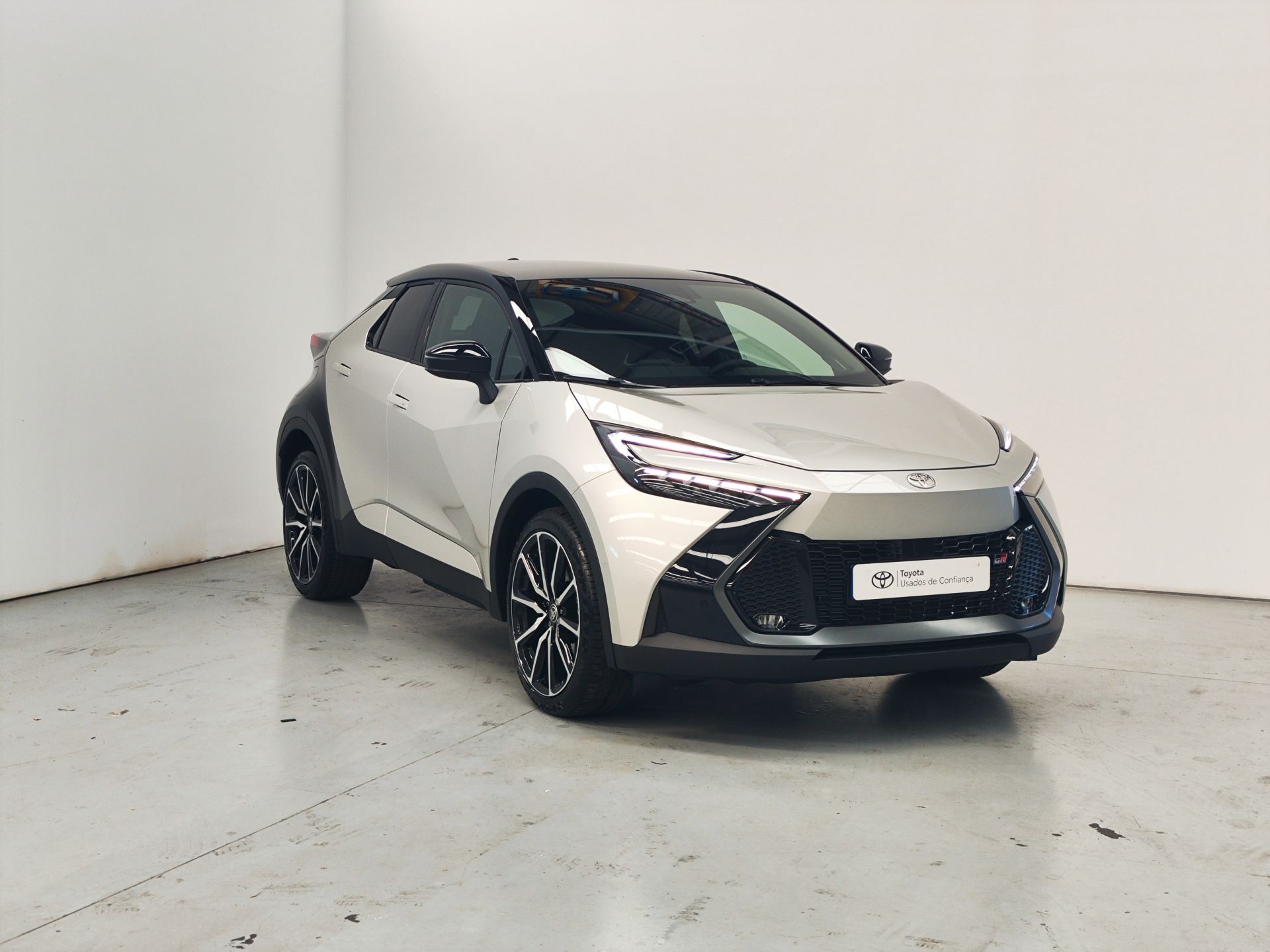 TOYOTA TOYOTA C-HR PLUG-IN Toyota C-HR Plug-in 2.0 Hybrid Dynamic Force GR Sport Premiere Edition