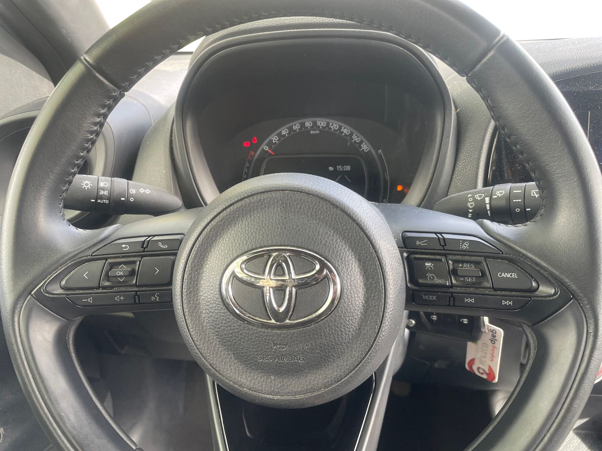 TOYOTA AYGO X Aygo X play 1.0G