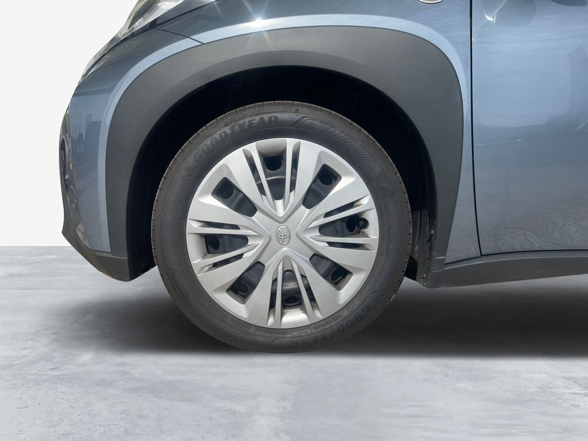 TOYOTA AYGO X Aygo X play 1.0G