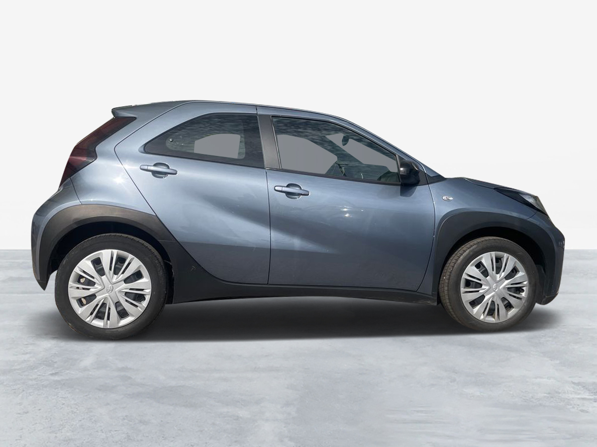 TOYOTA AYGO X Aygo X play 1.0G